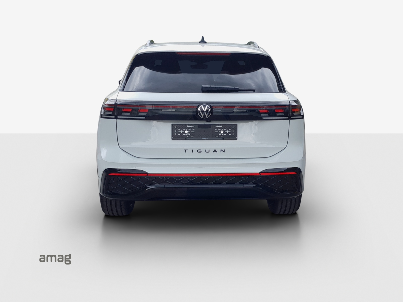 VW Tiguan 2.0 TDI SCR R-Line 4Motion DSG-image-3