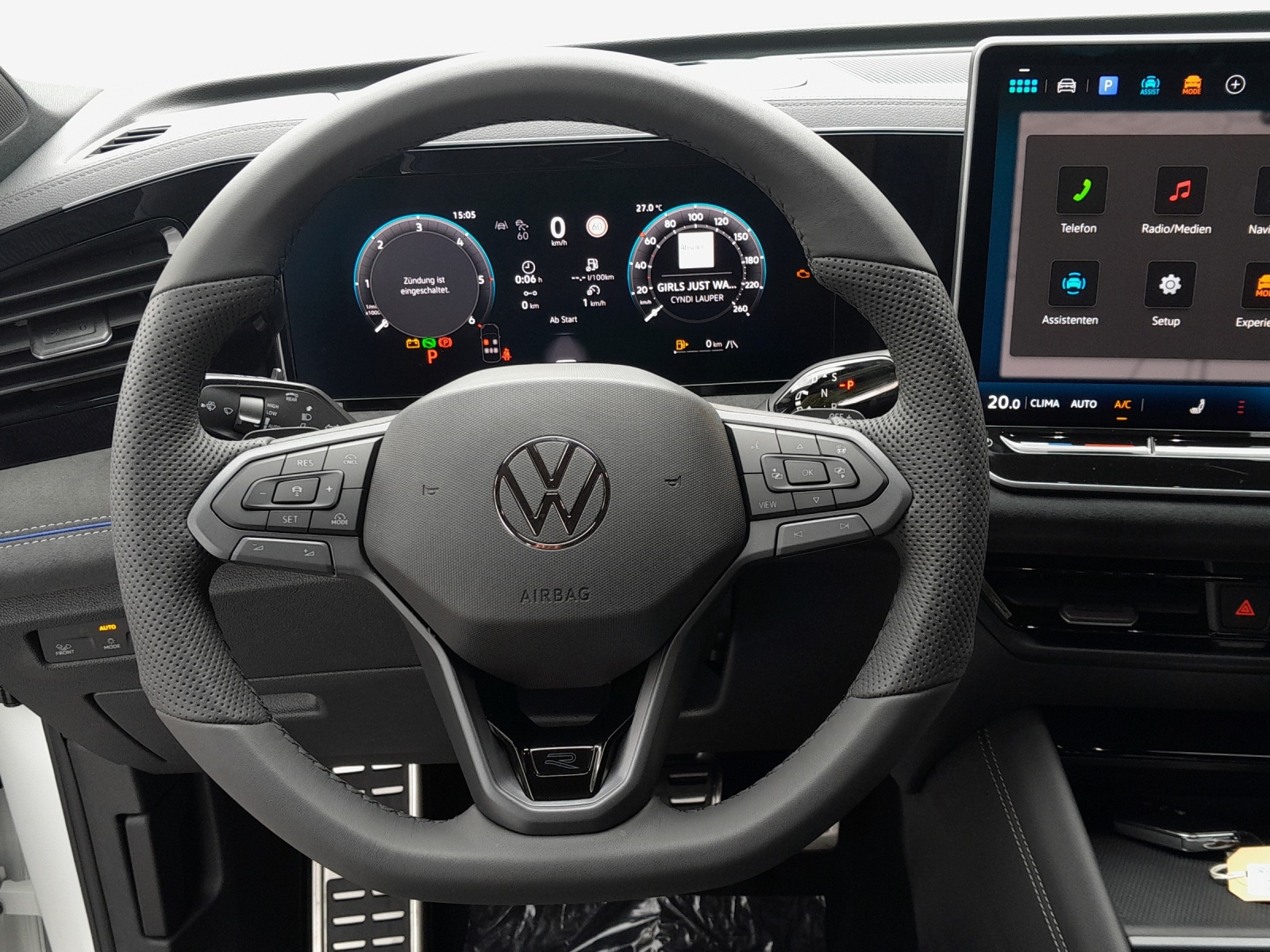 VW Tiguan 2.0 TDI SCR R-Line 4Motion DSG-image-9