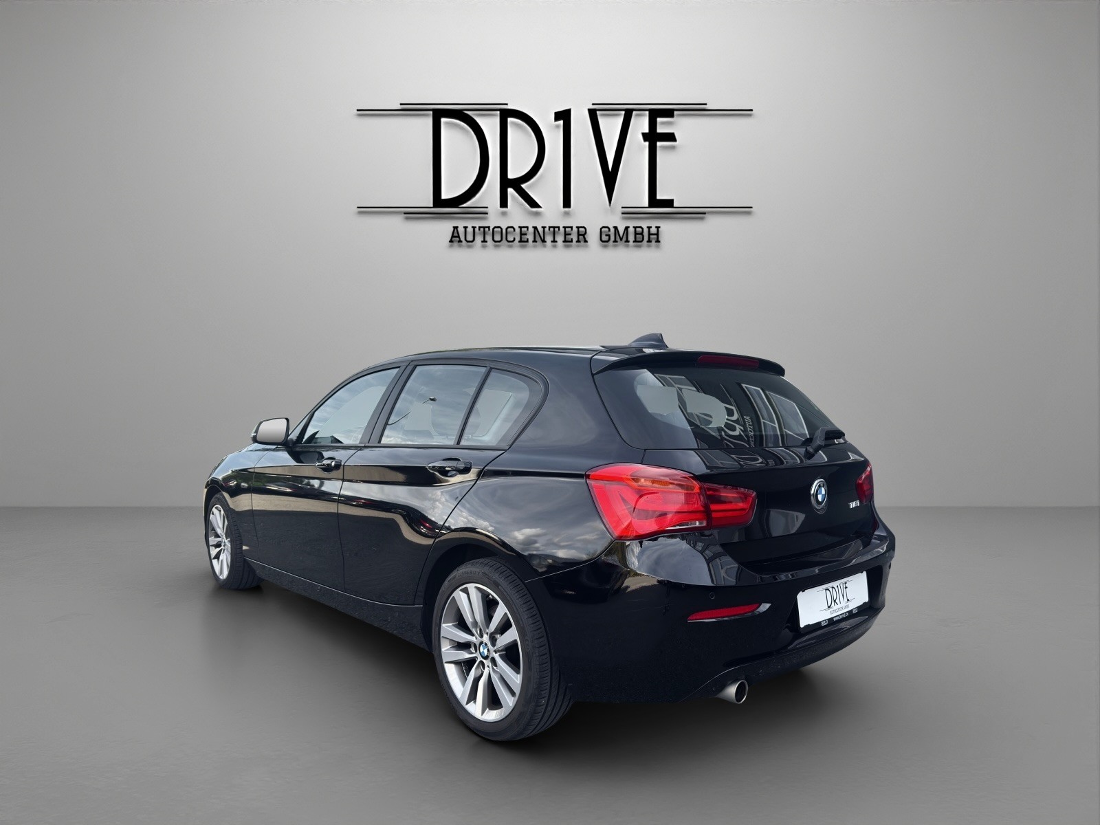 BMW 118i Steptronic-image-6