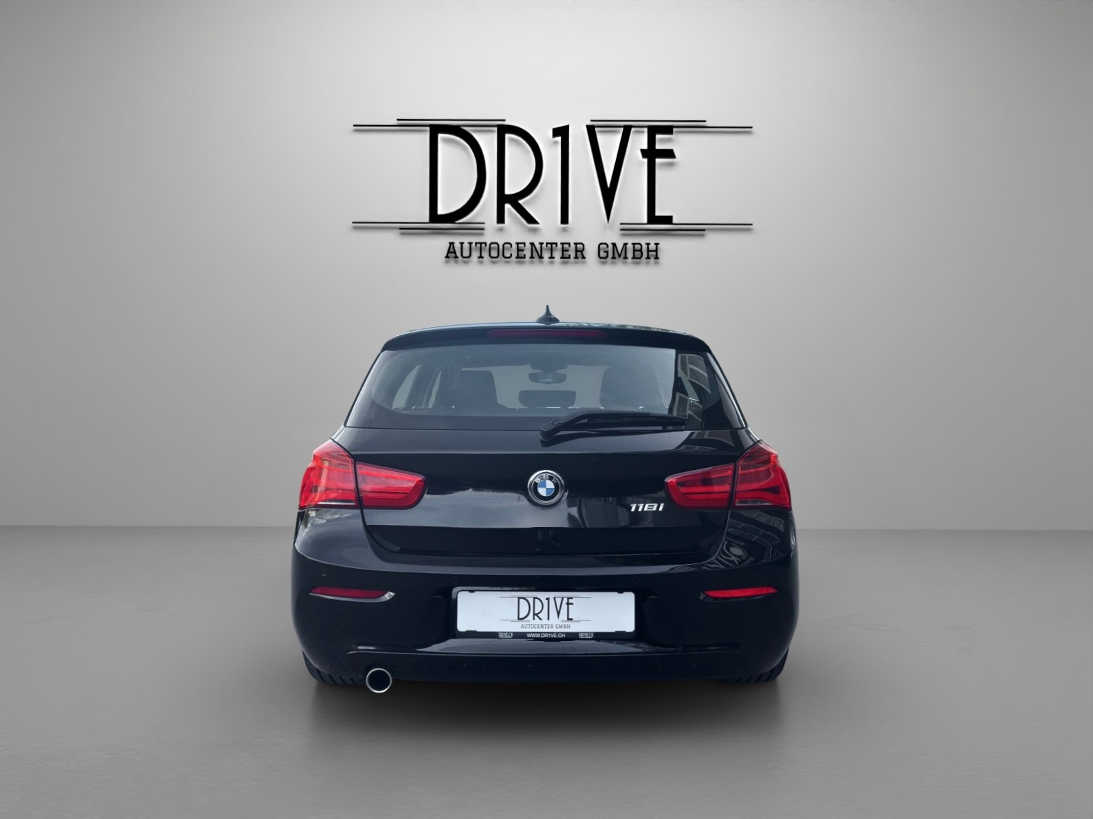 BMW 118i Steptronic-image-5