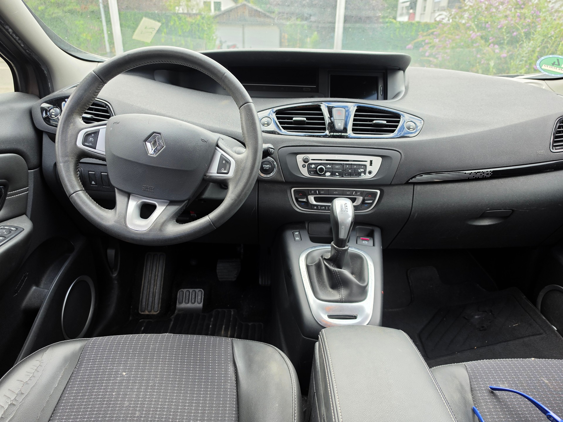 RENAULT Scénic 1.5 dCi Expression EDC-image-6