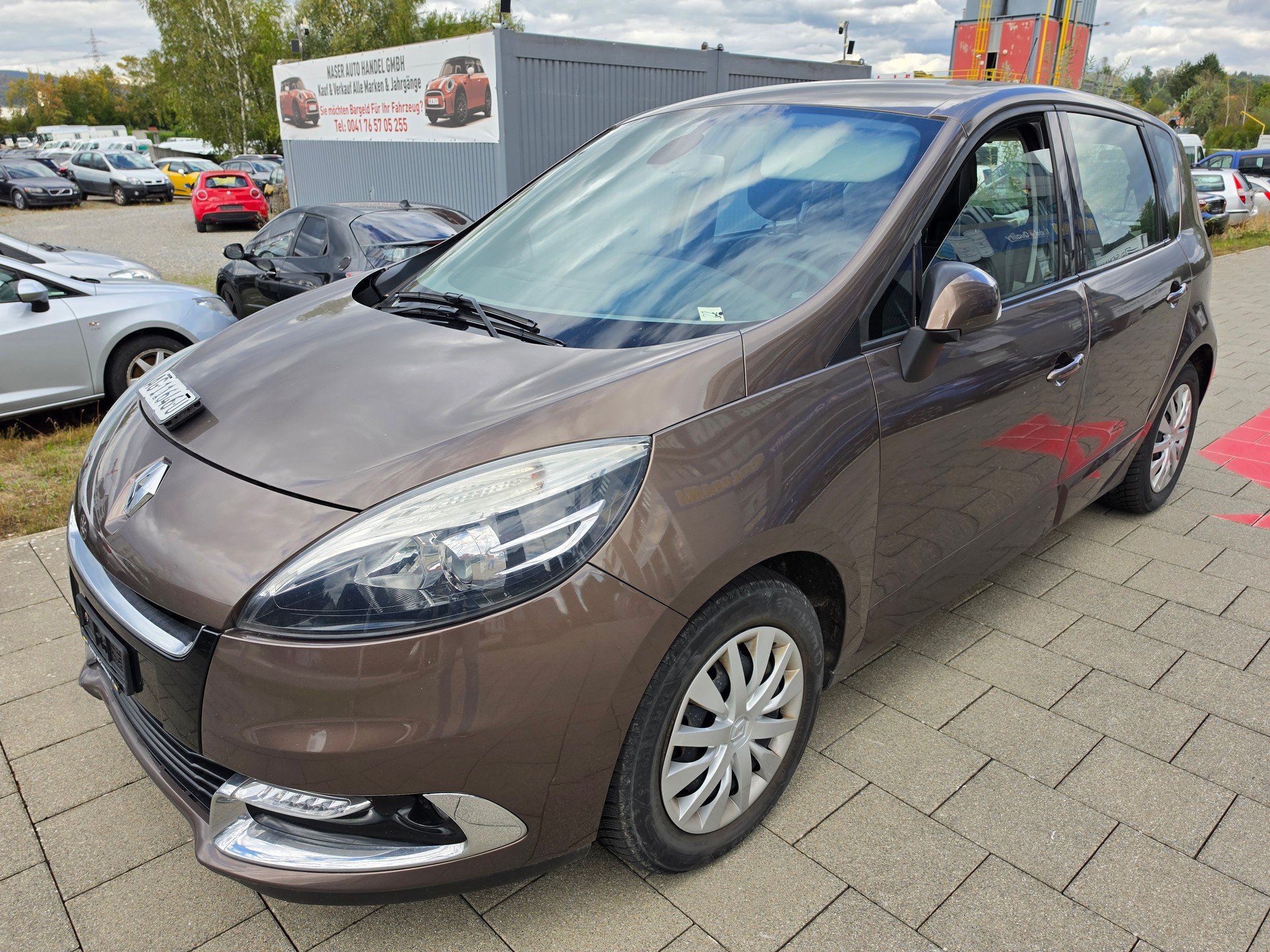 RENAULT Scénic 1.5 dCi Expression EDC-image-1