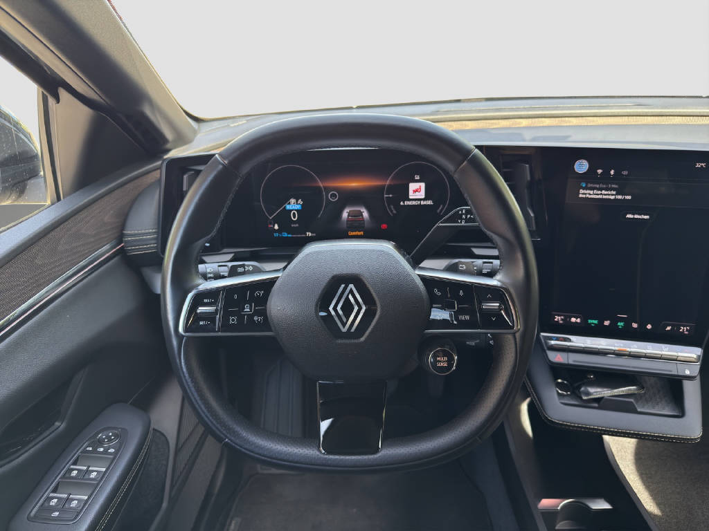 RENAULT Megane-image-10