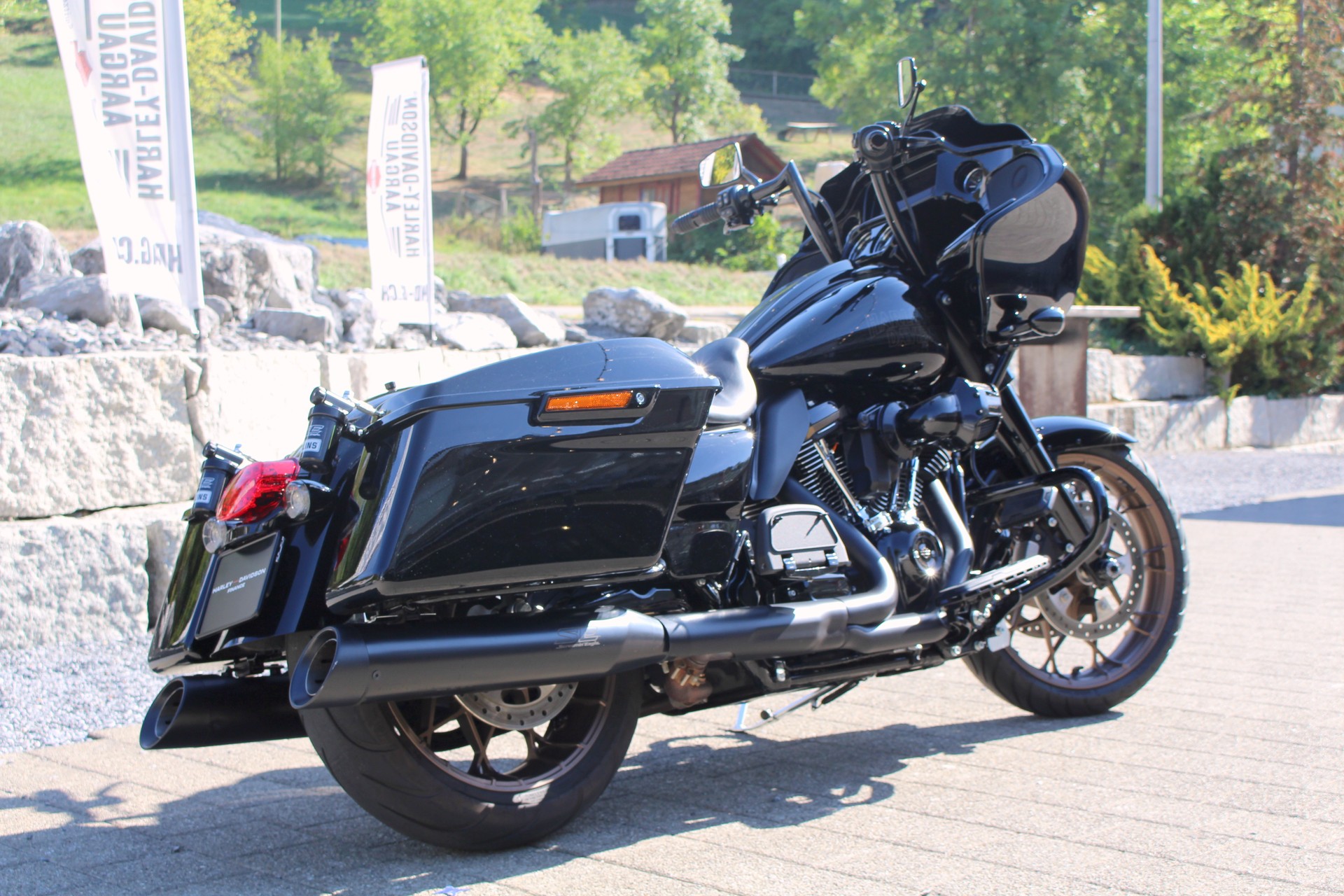 HARLEY-DAVIDSON FLTRXST Road Glide ST 117-showroom-element-2