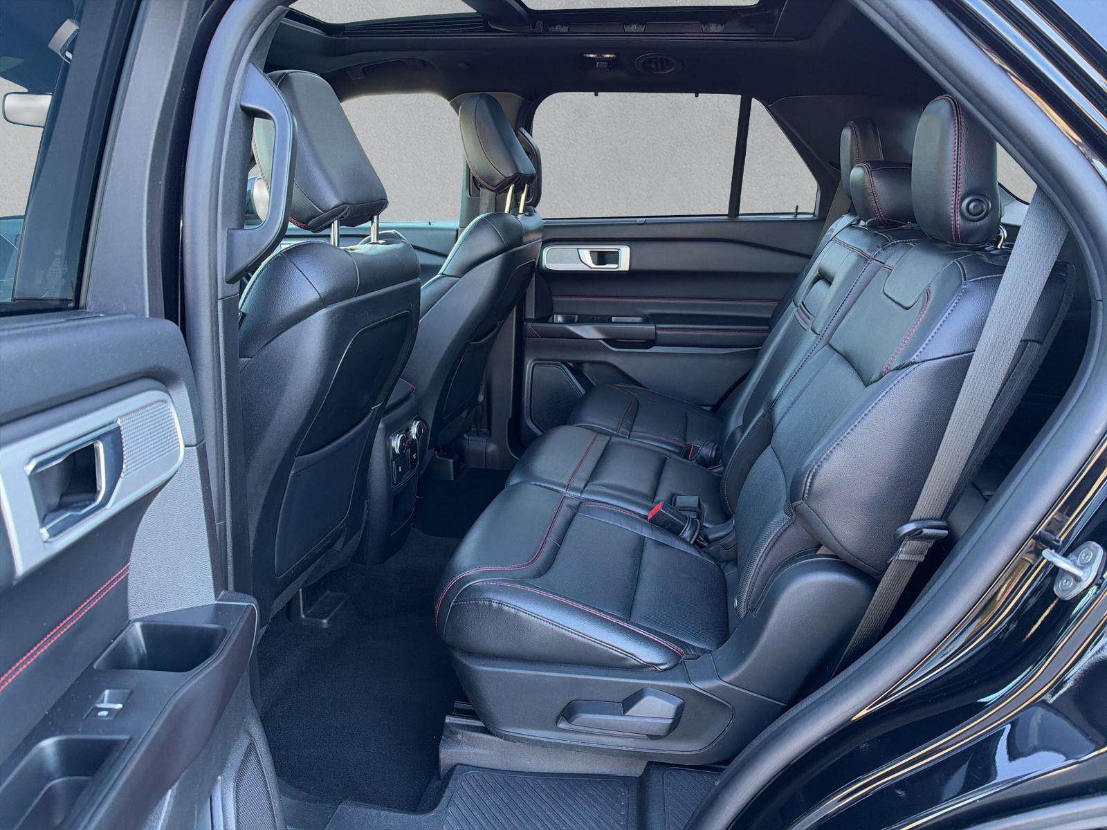 FORD Explorer ST-Line 3.0 V6 Plug-in Hybrid (CH) ** 7 Places **-image-15