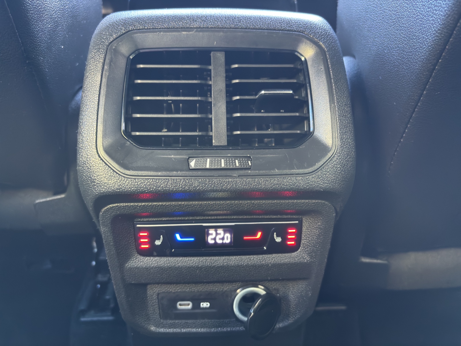 SEAT Tarraco 2.0TSI 4Drive DSG Excellence mit Automatische Distanzregelung & LED-Scheinwerfer-image-27