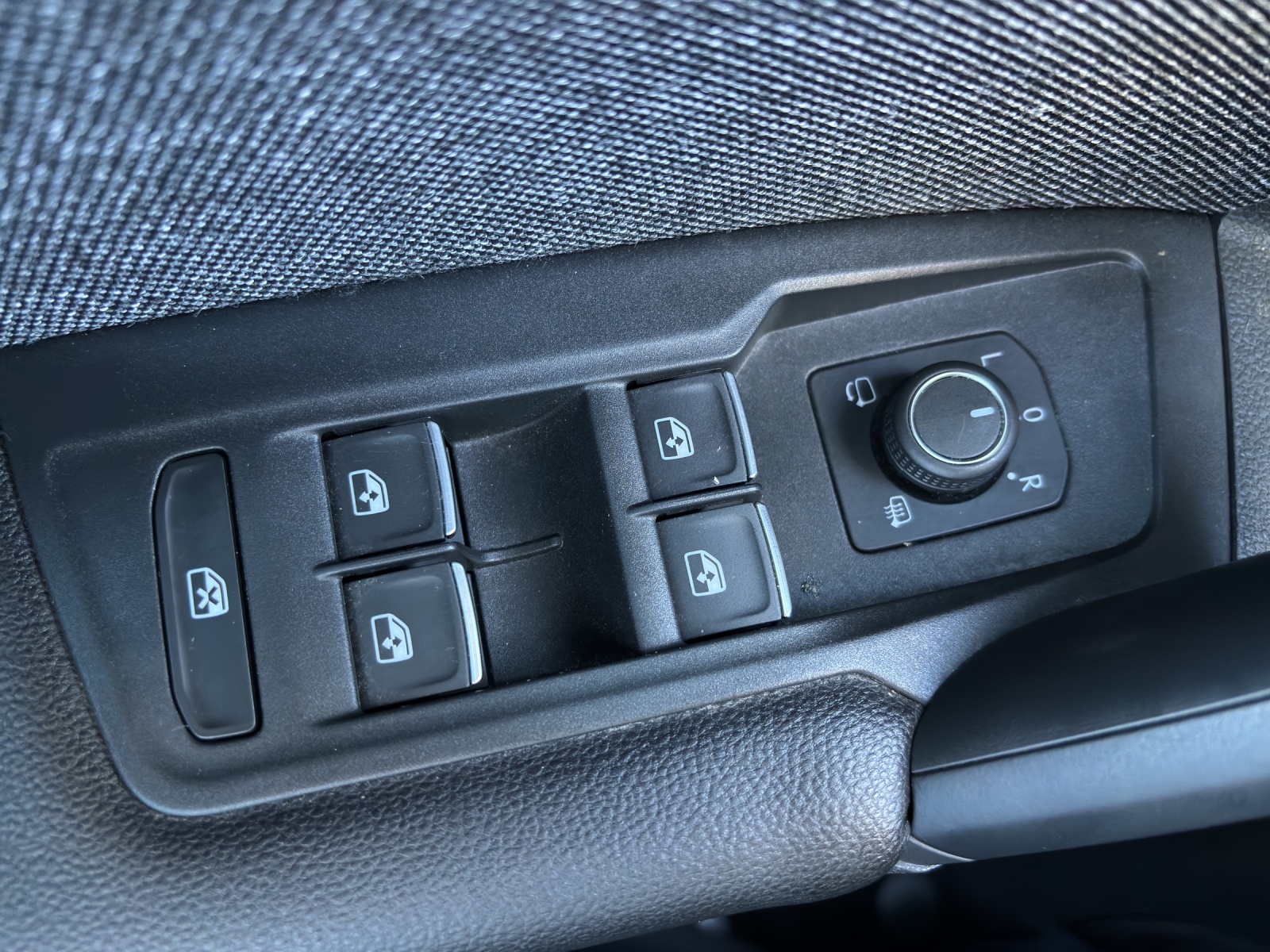 SEAT Tarraco 2.0TSI 4Drive DSG Excellence mit Automatische Distanzregelung & LED-Scheinwerfer-image-29