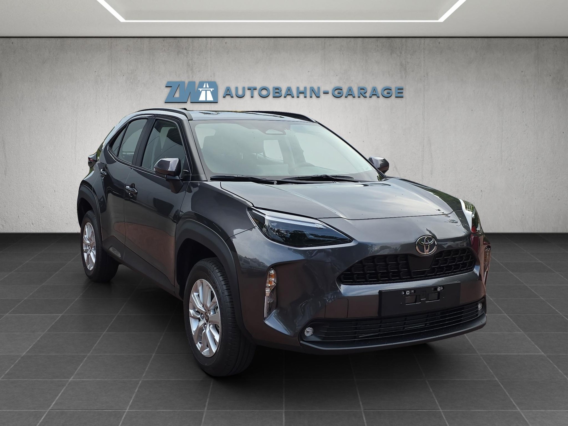 TOYOTA Yaris Cross 1.5 VVT-i HSD Comfort AWD-i-image-6