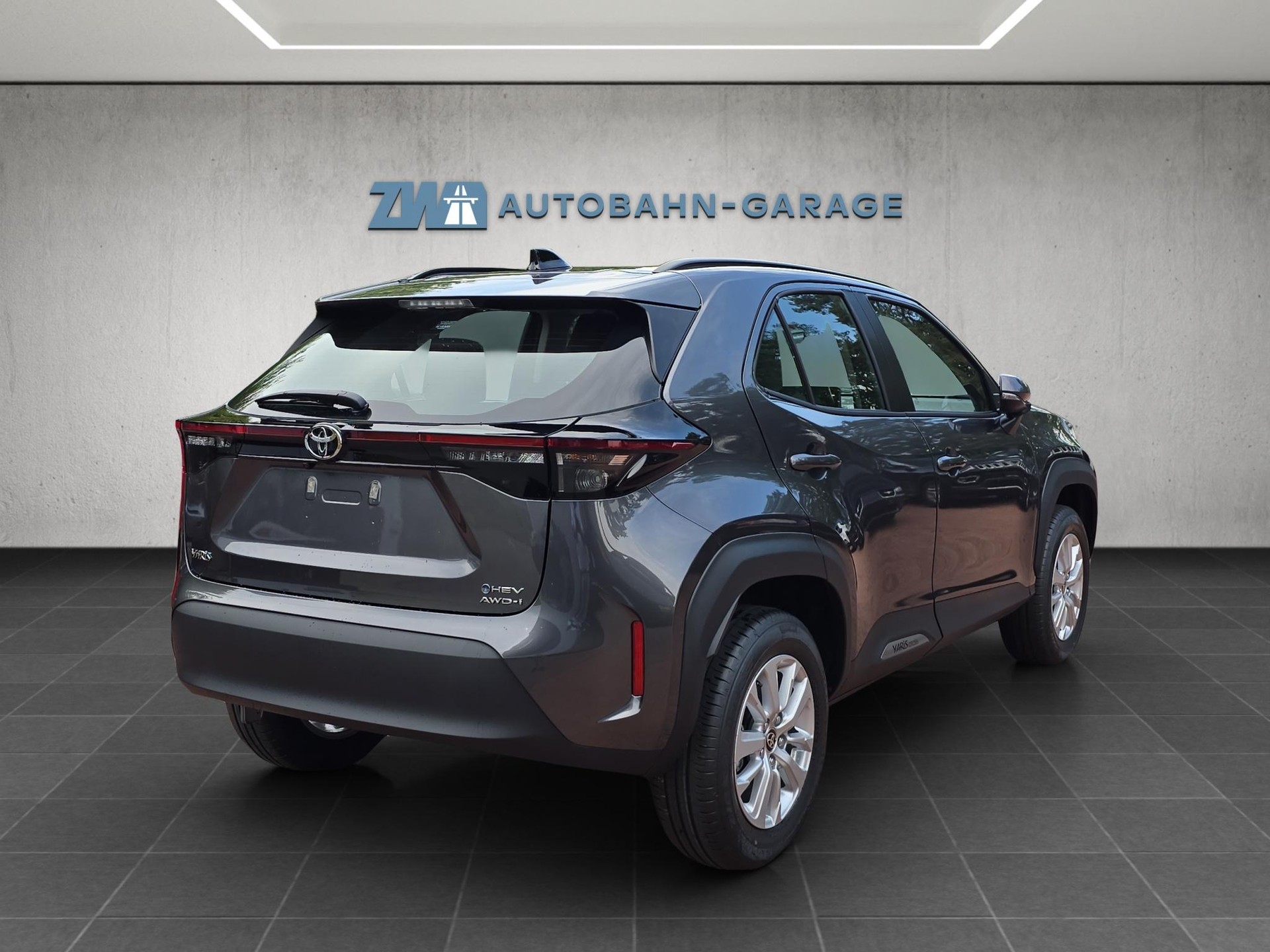 TOYOTA Yaris Cross 1.5 VVT-i HSD Comfort AWD-i-image-4