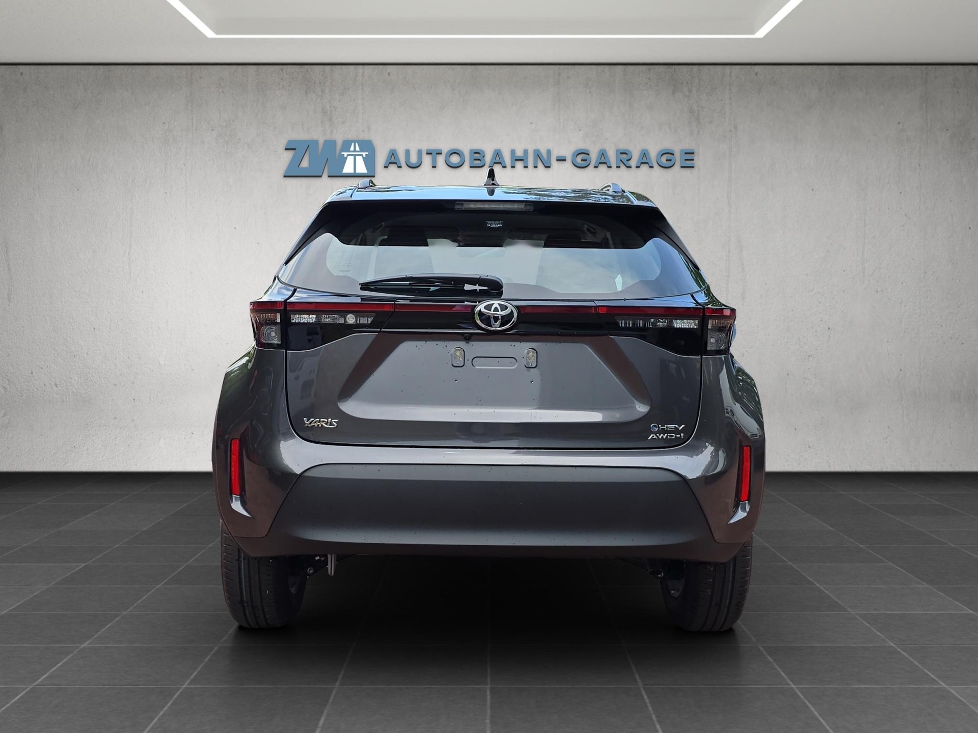 TOYOTA Yaris Cross 1.5 VVT-i HSD Comfort AWD-i-image-3