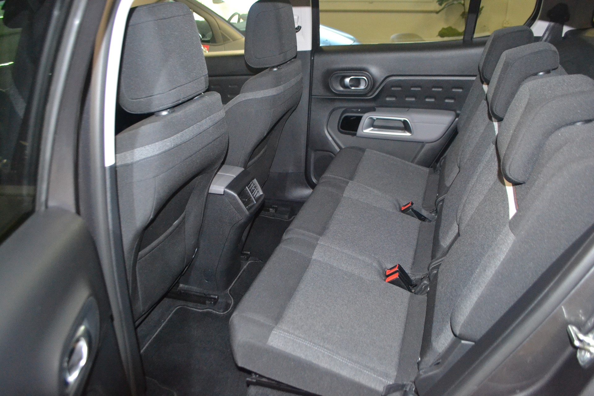 CITROEN C5 Aircross 1.5 BlueHD Feel EAT8-image-6
