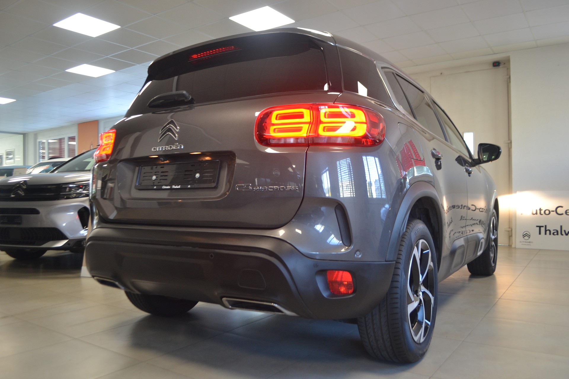 CITROEN C5 Aircross 1.5 BlueHD Feel EAT8-image-10