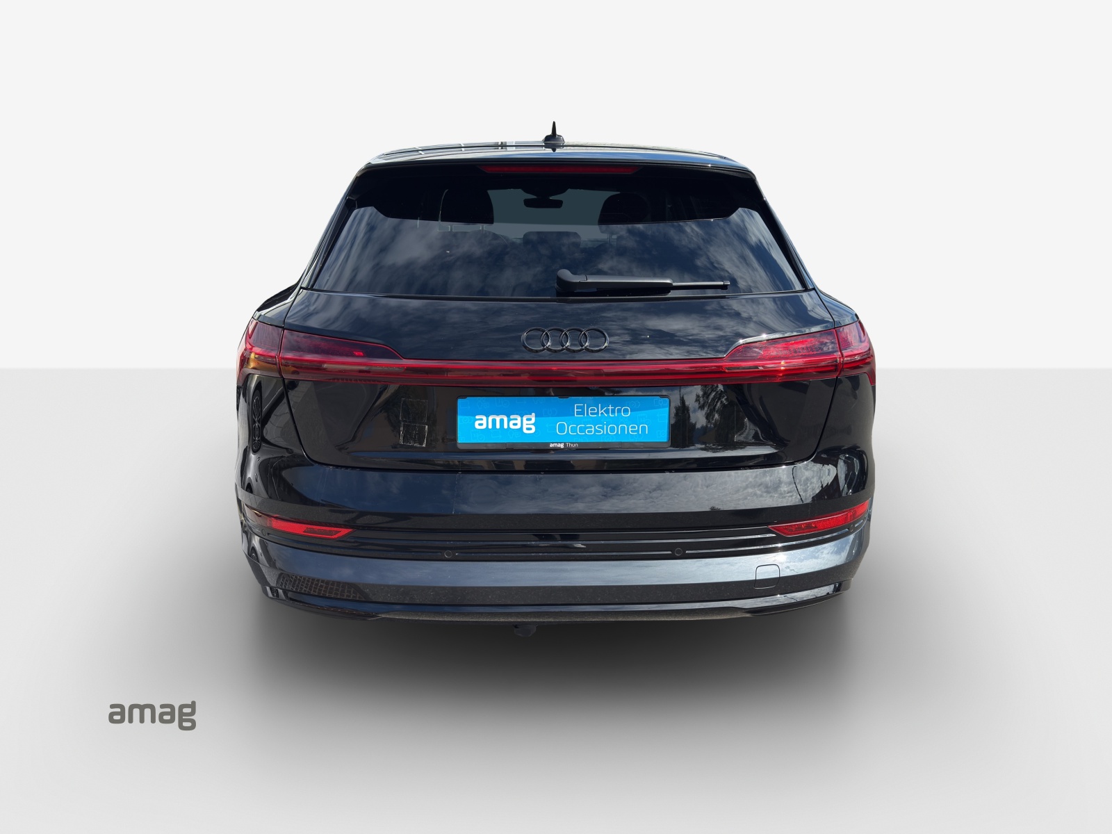 AUDI e-tron 50 Advanced quattro-image-3