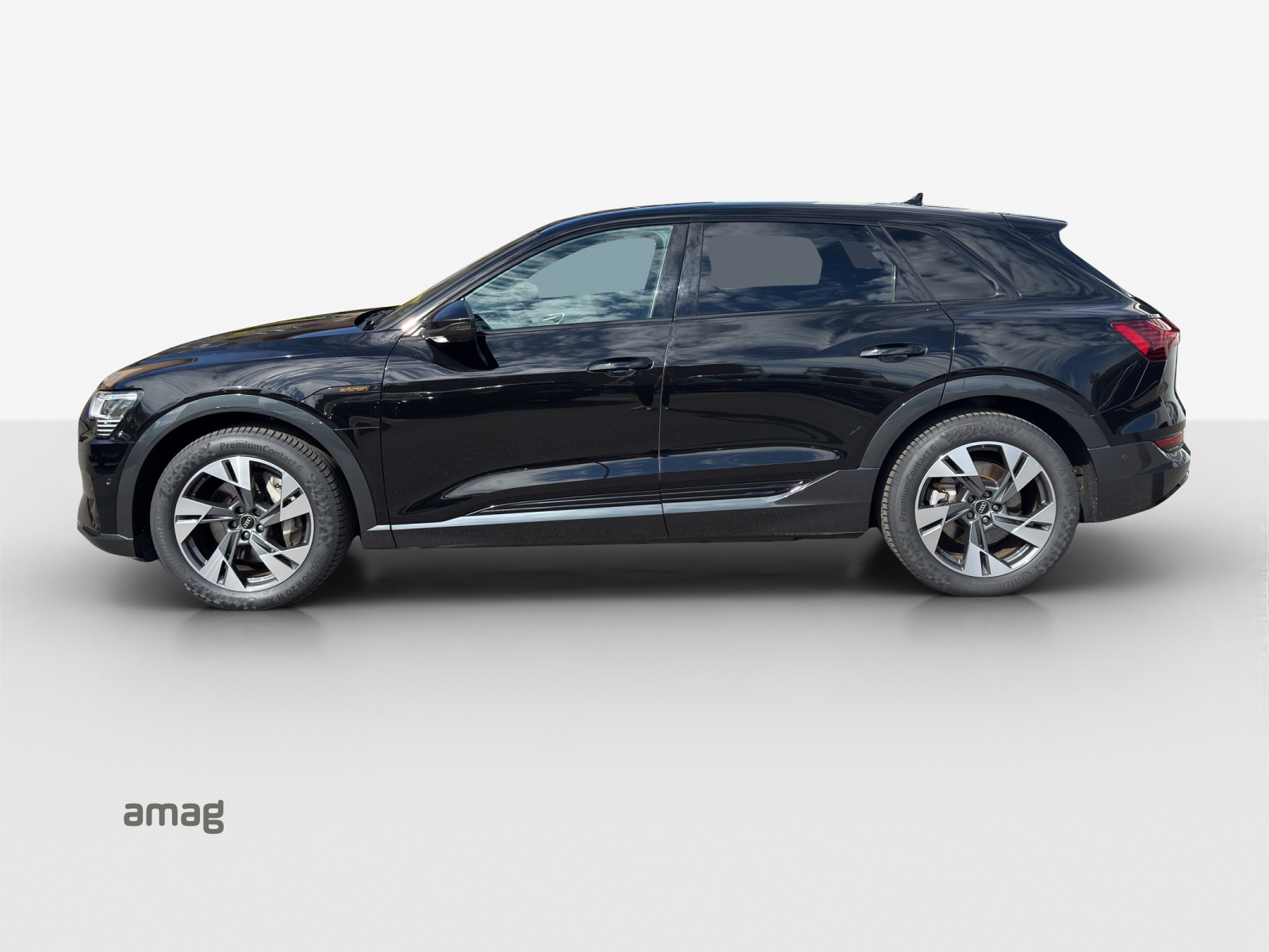 AUDI e-tron 50 Advanced quattro-image-1