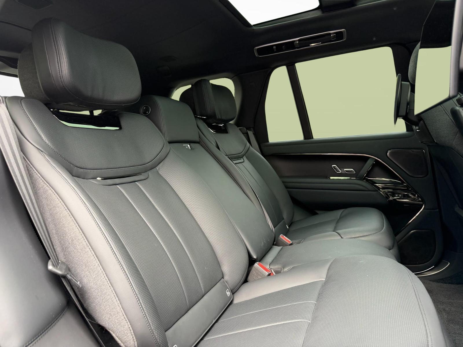 LAND ROVER Range Rover 4.4 V8 SV-image-13