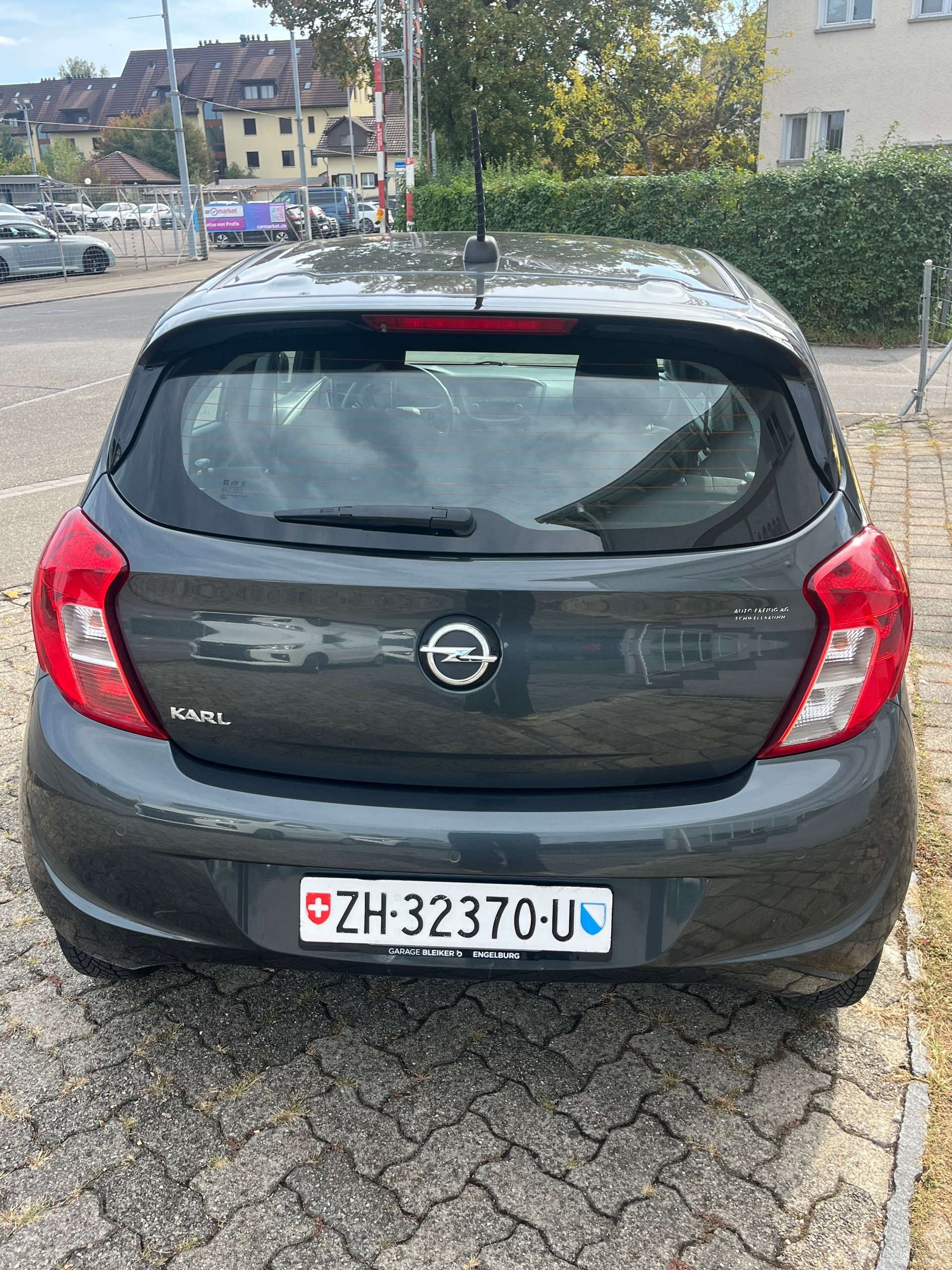 OPEL Karl 1.0 EcoFLEX Active Easytronic-image-1