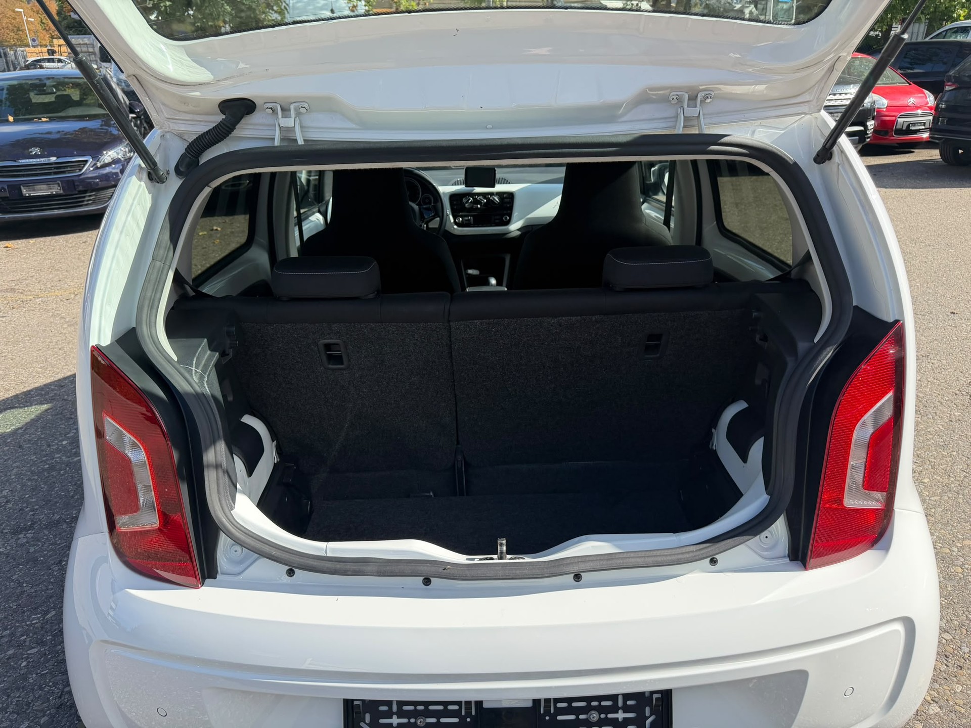 VW Up 1.0 high up ASG-image-9