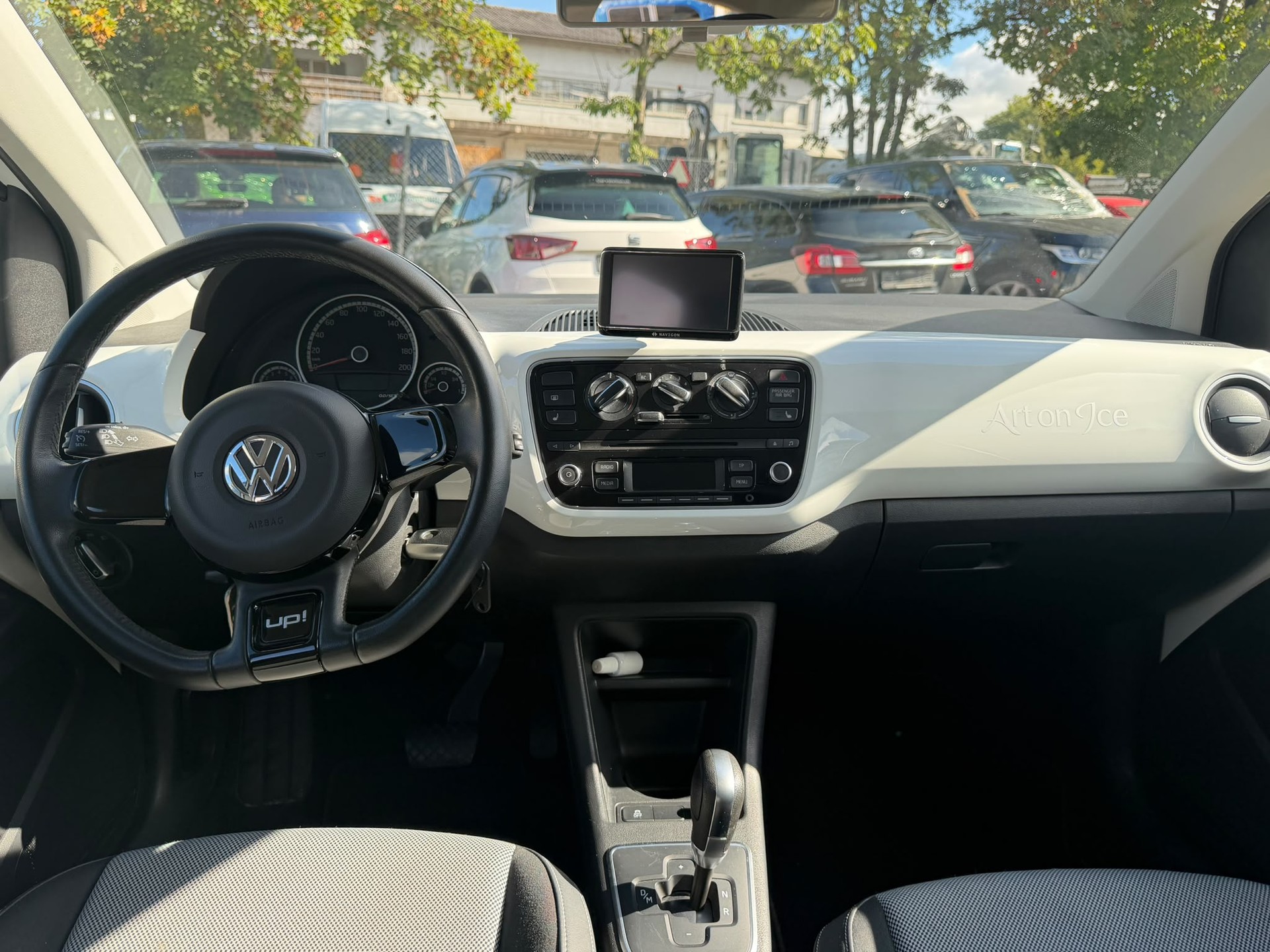 VW Up 1.0 high up ASG-image-10