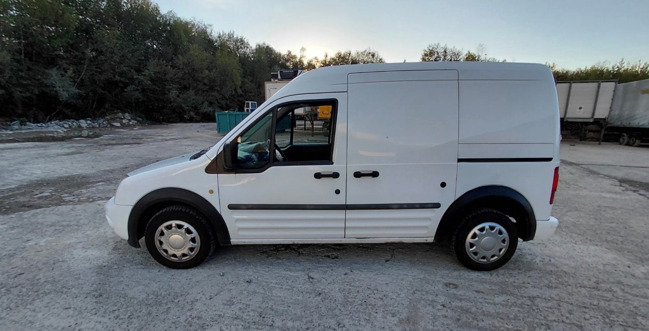 FORD Transit Connect Van T230 1.8 TDCi L Trend-image-3