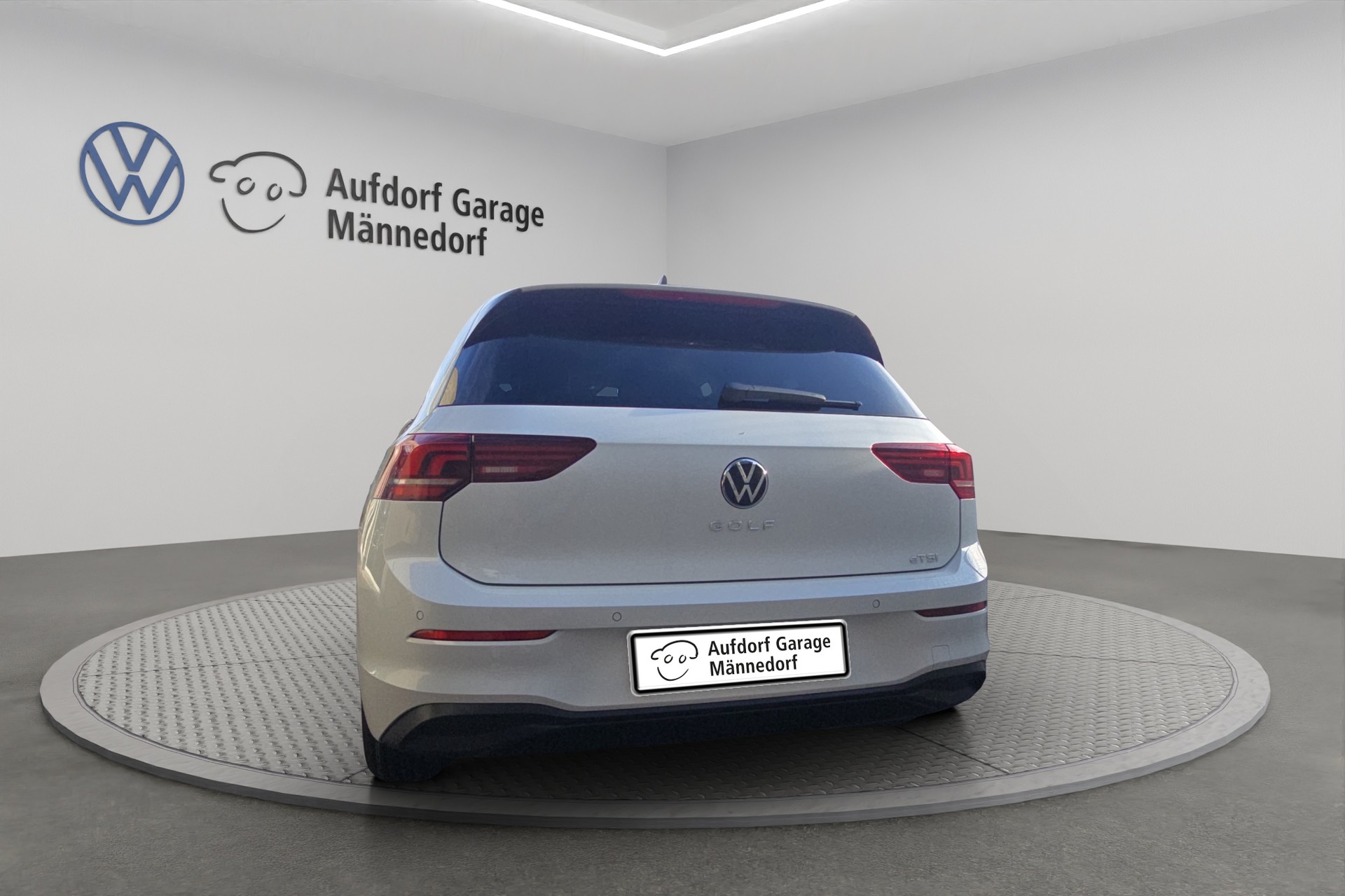 VW Golf 1.5 e TSI mHEV Value DSG-image-4