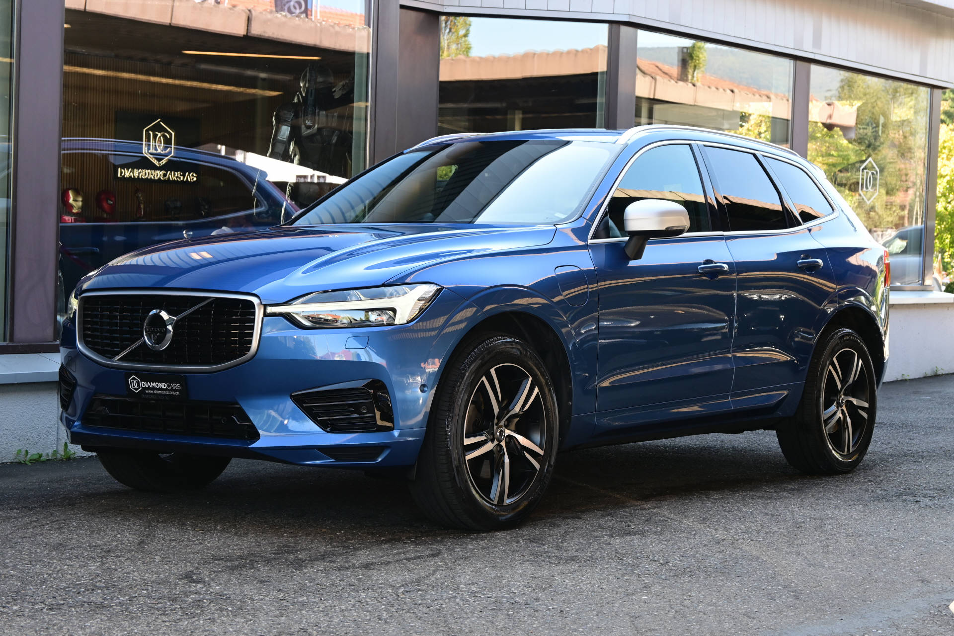 VOLVO XC60 2.0 T8 TE R-Design AWD-image-0