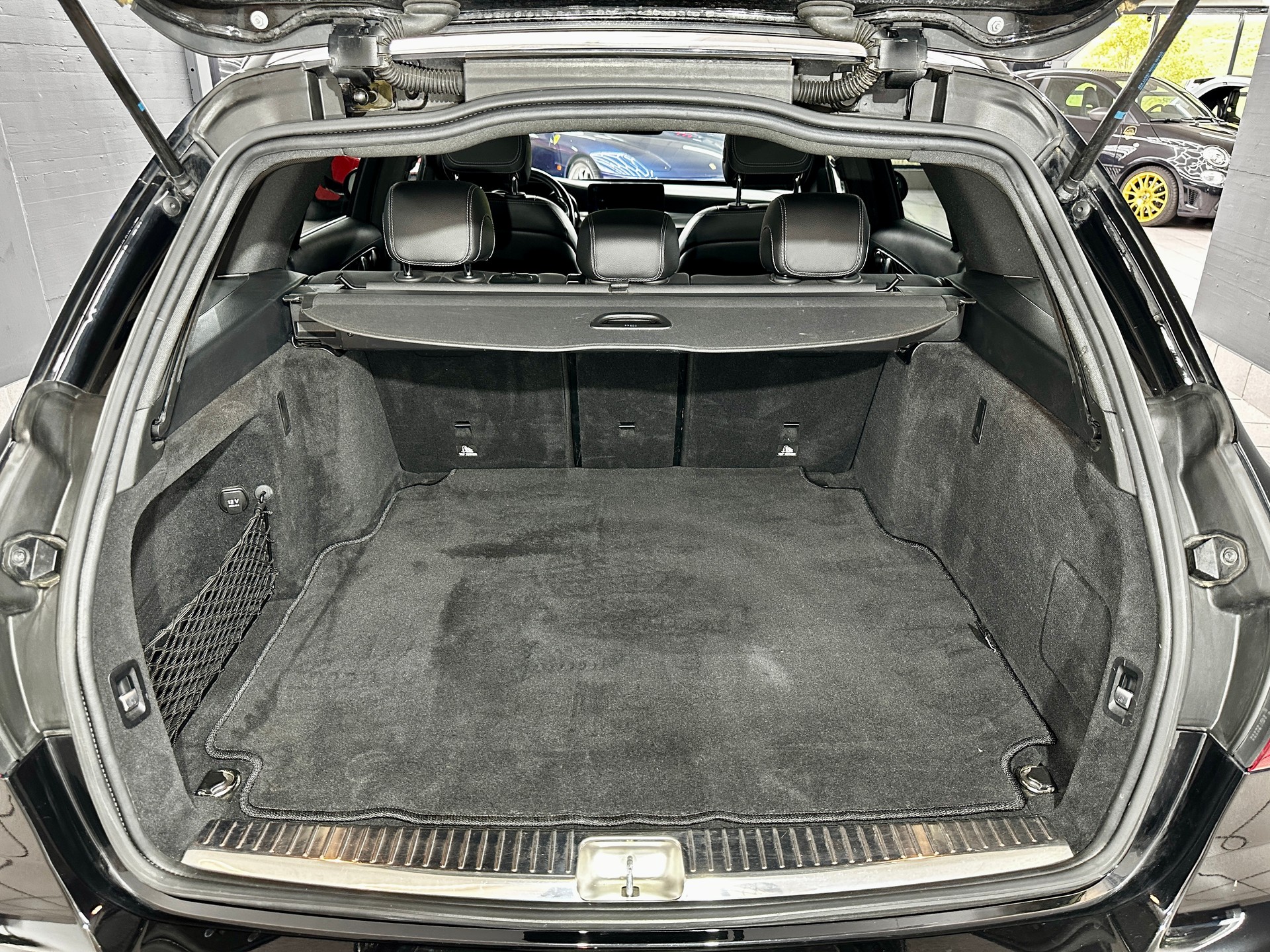 MERCEDES-BENZ C 43 AMG 4Matic 9G-Tronic-image-31