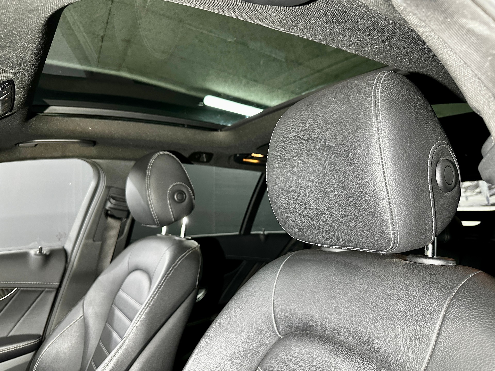 MERCEDES-BENZ C 43 AMG 4Matic 9G-Tronic-image-28