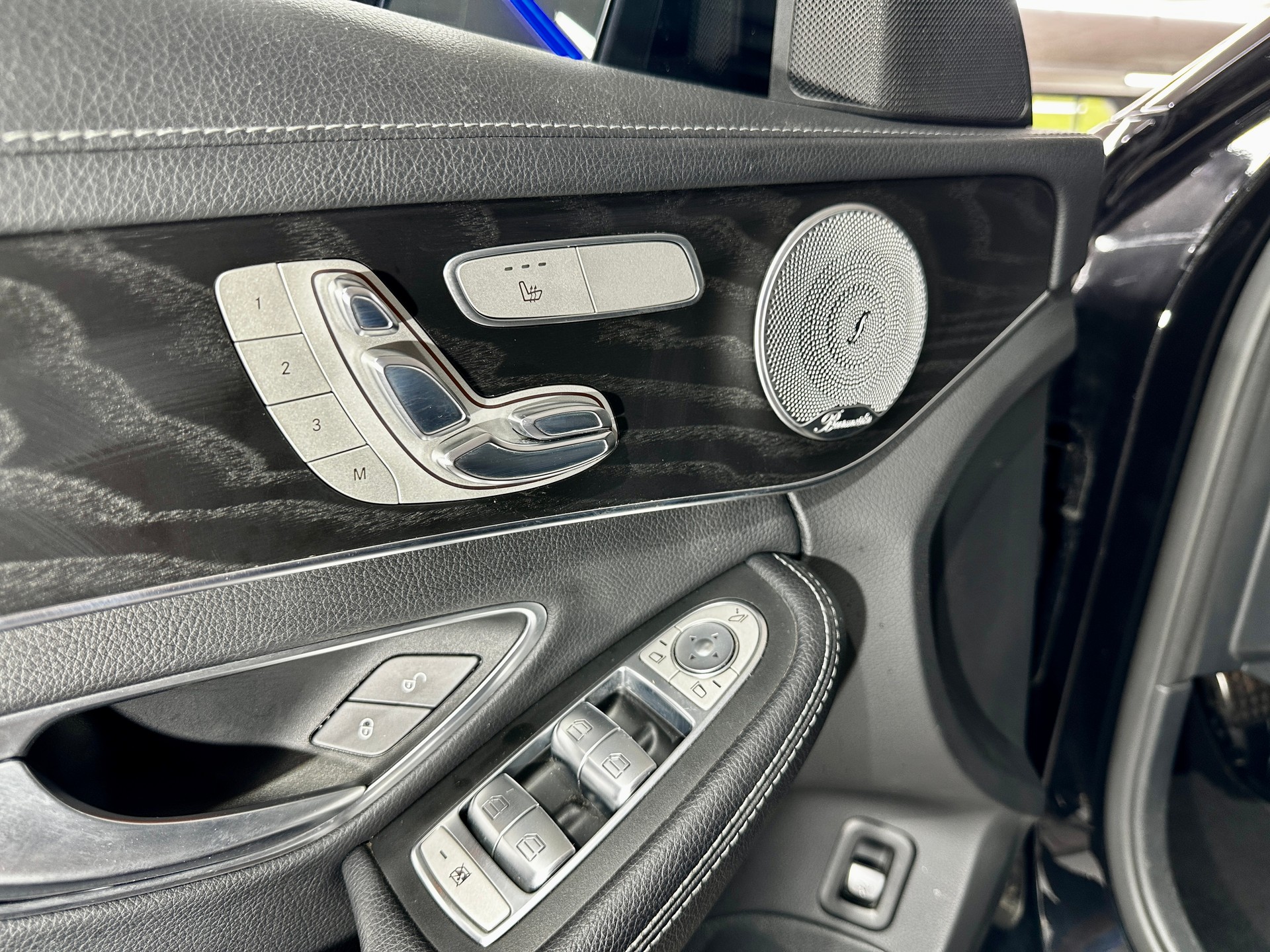 MERCEDES-BENZ C 43 AMG 4Matic 9G-Tronic-image-26