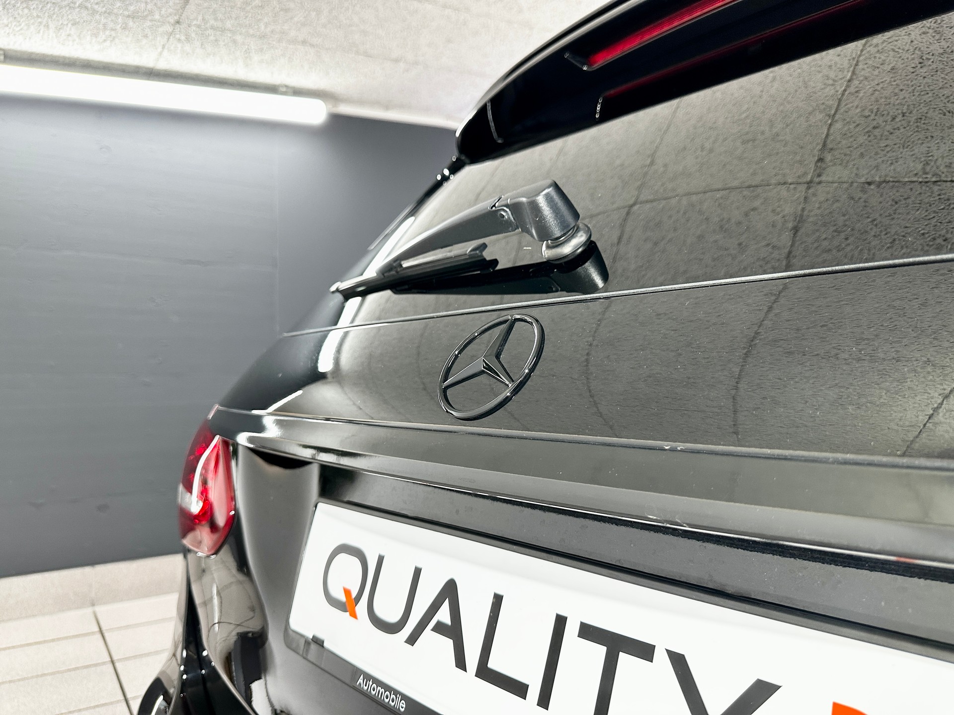 MERCEDES-BENZ C 43 AMG 4Matic 9G-Tronic-image-3
