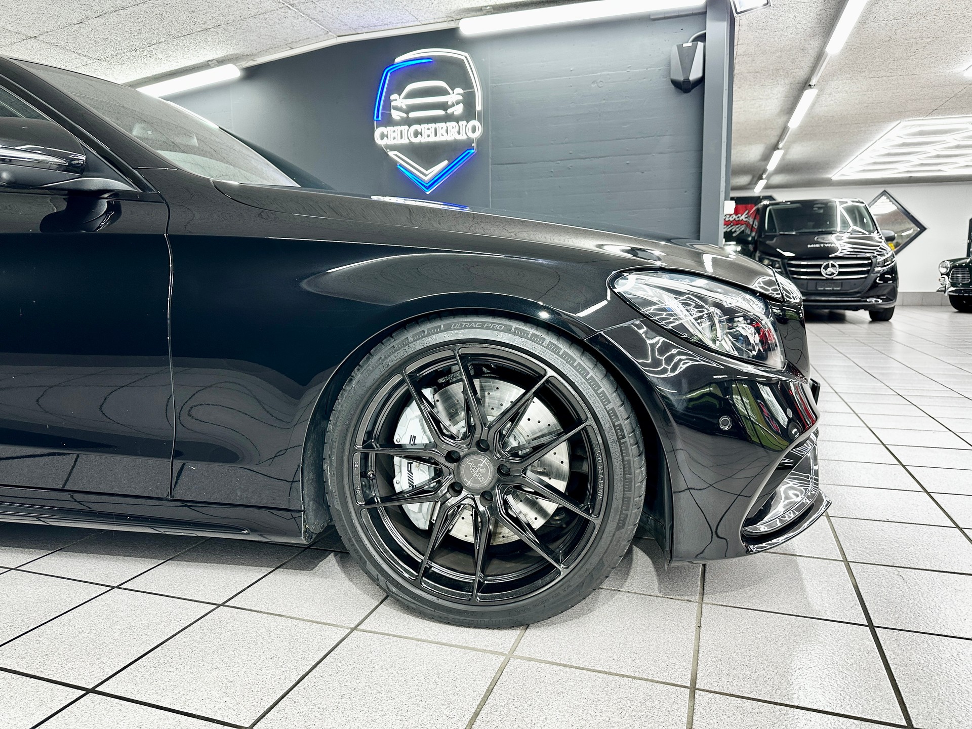 MERCEDES-BENZ C 43 AMG 4Matic 9G-Tronic-image-9