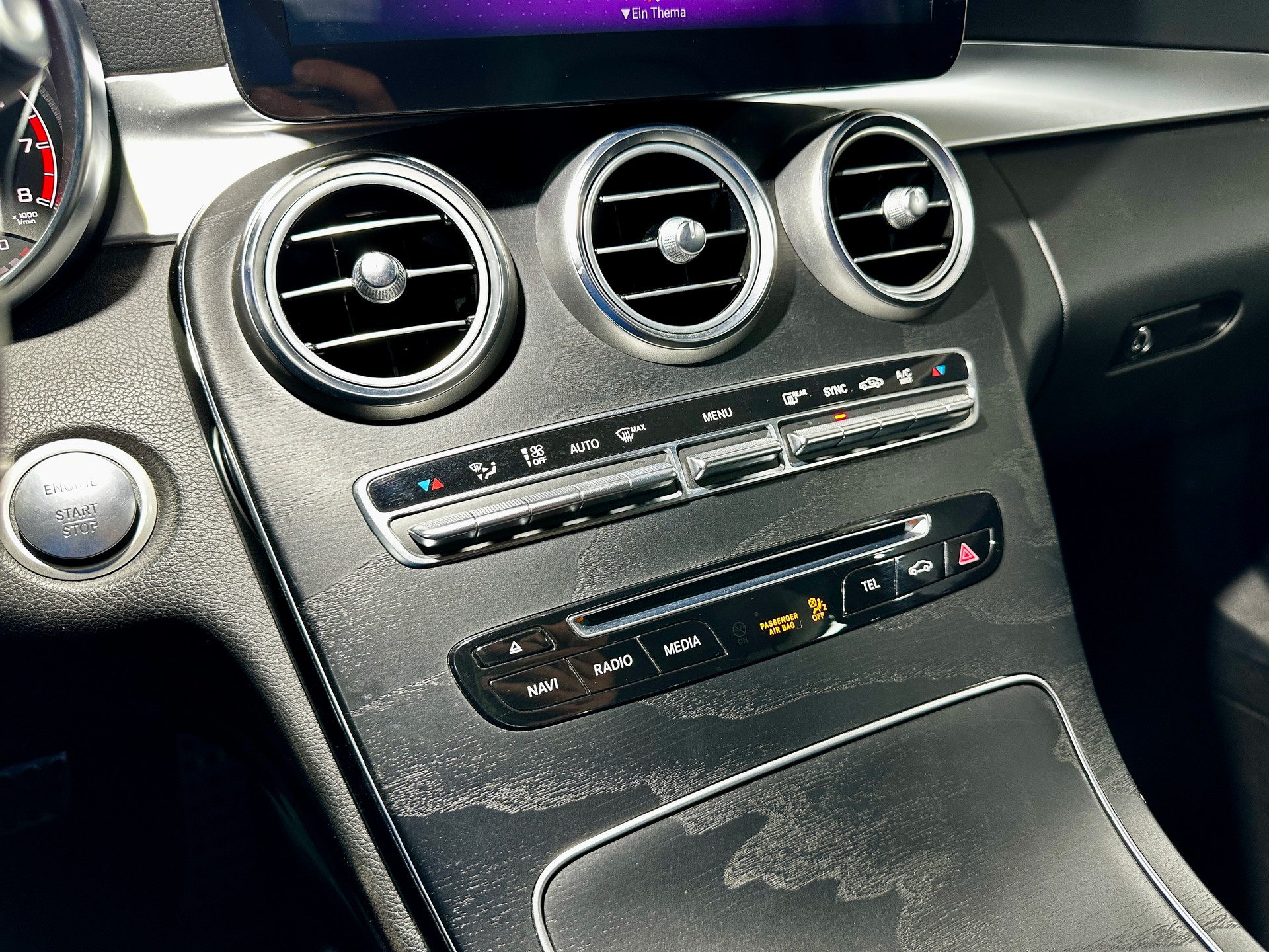 MERCEDES-BENZ C 43 AMG 4Matic 9G-Tronic-image-23