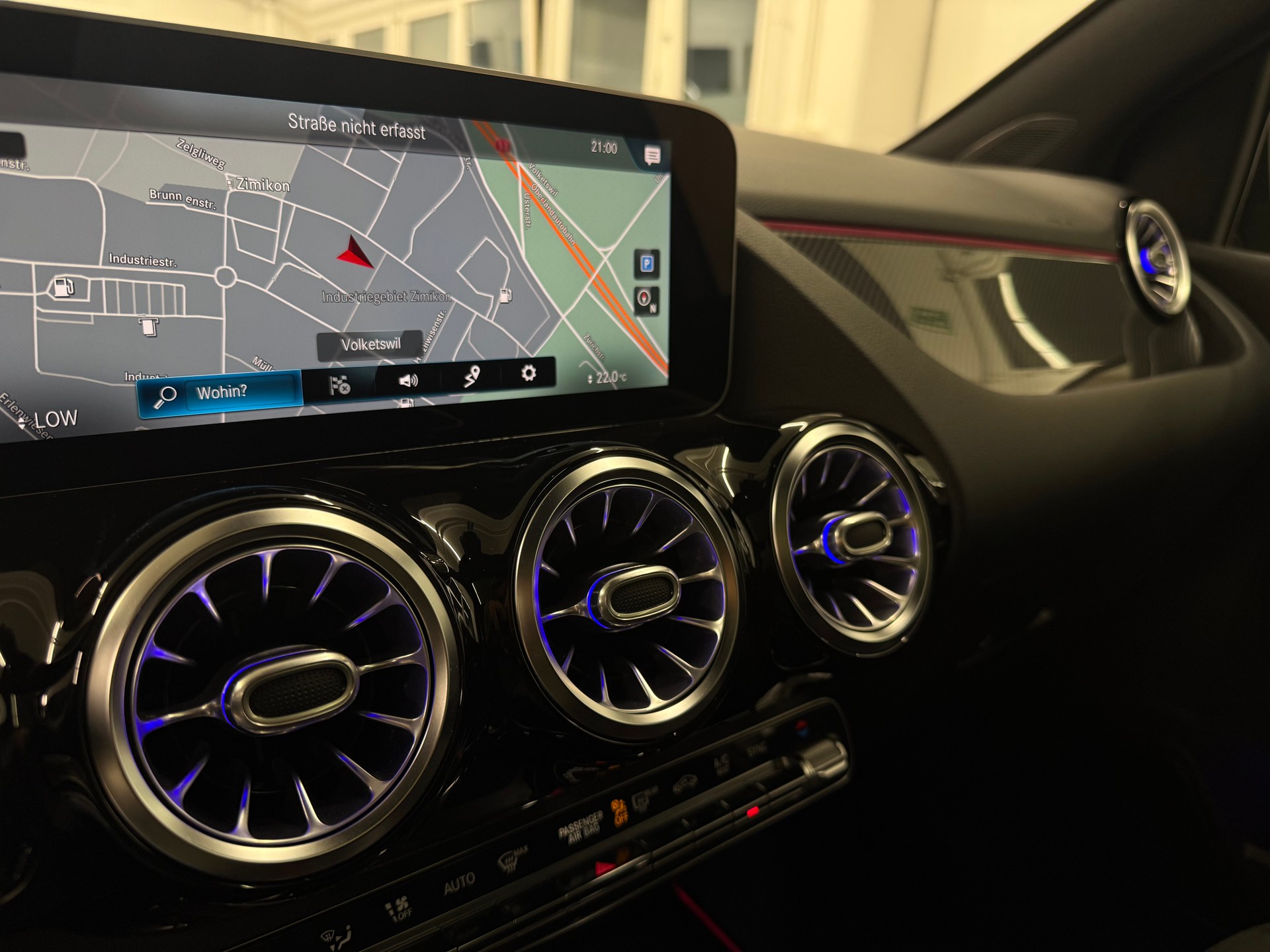 MERCEDES-BENZ B 200 AMG Line 7G-DCT-image-26
