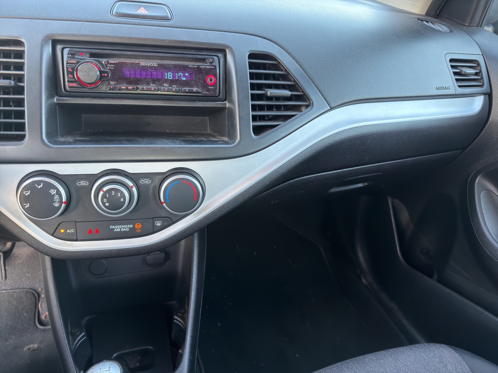 KIA Picanto 1.0-image-7