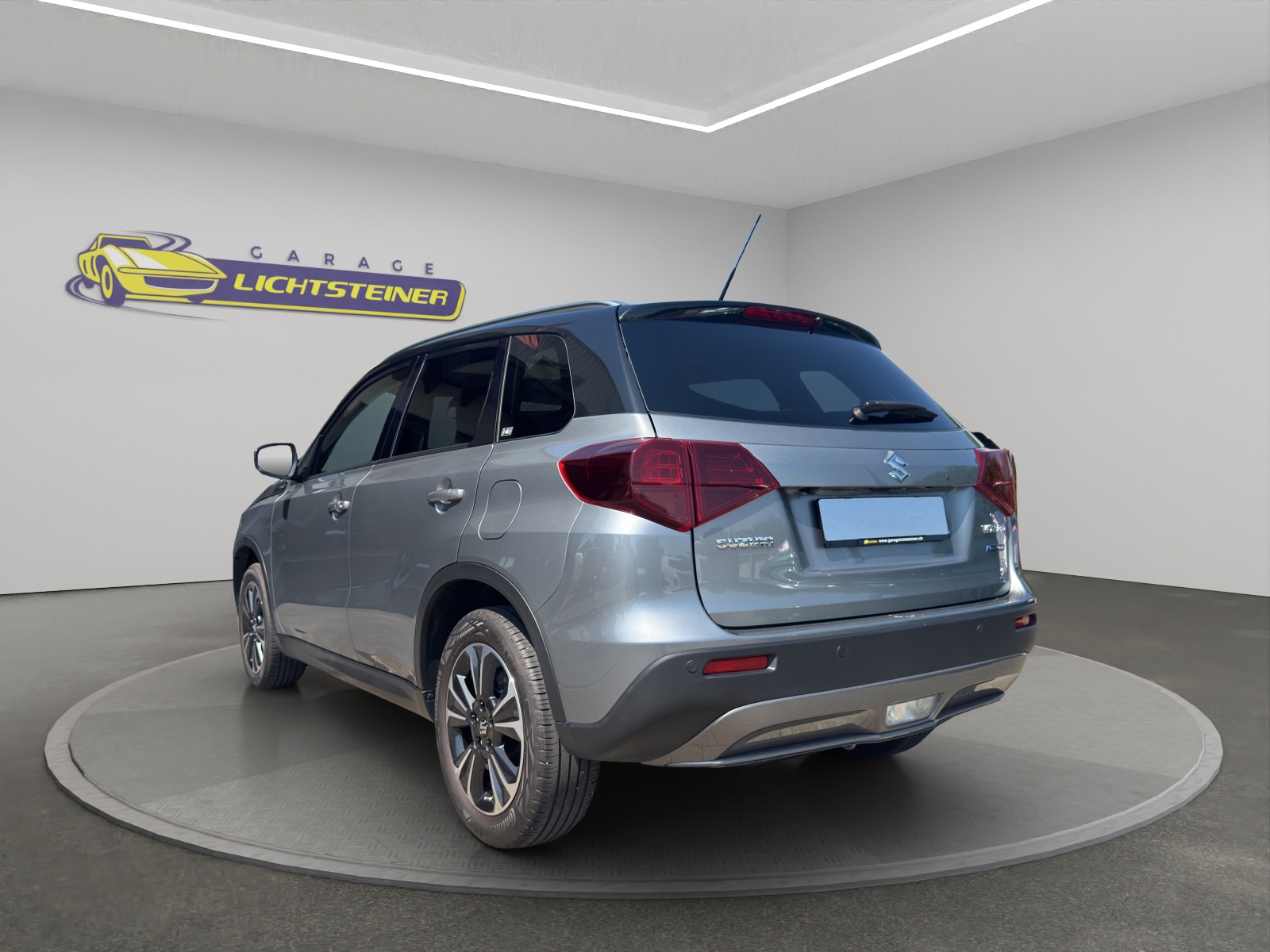 SUZUKI Vitara 1.5 Hybrid Compact + 4x4 AGS-image-3