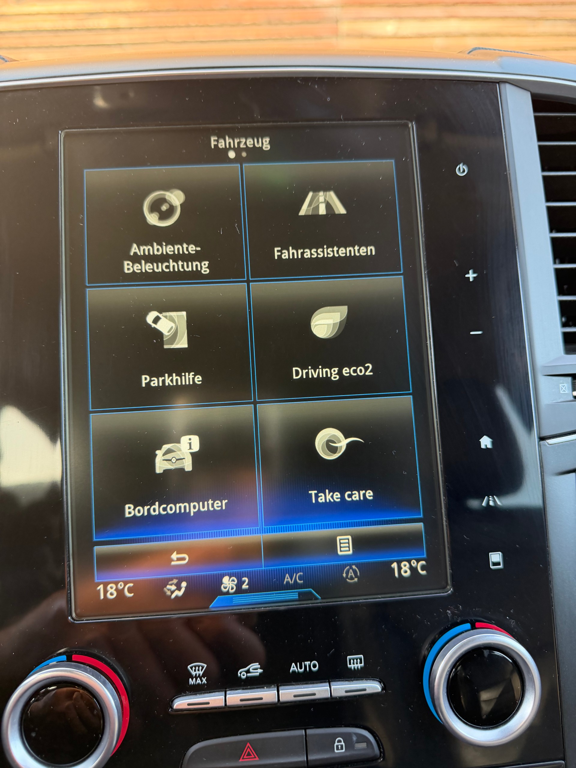 RENAULT Koleos 2.0 dCi Intens 4x4 Xtronic CVT-image-11