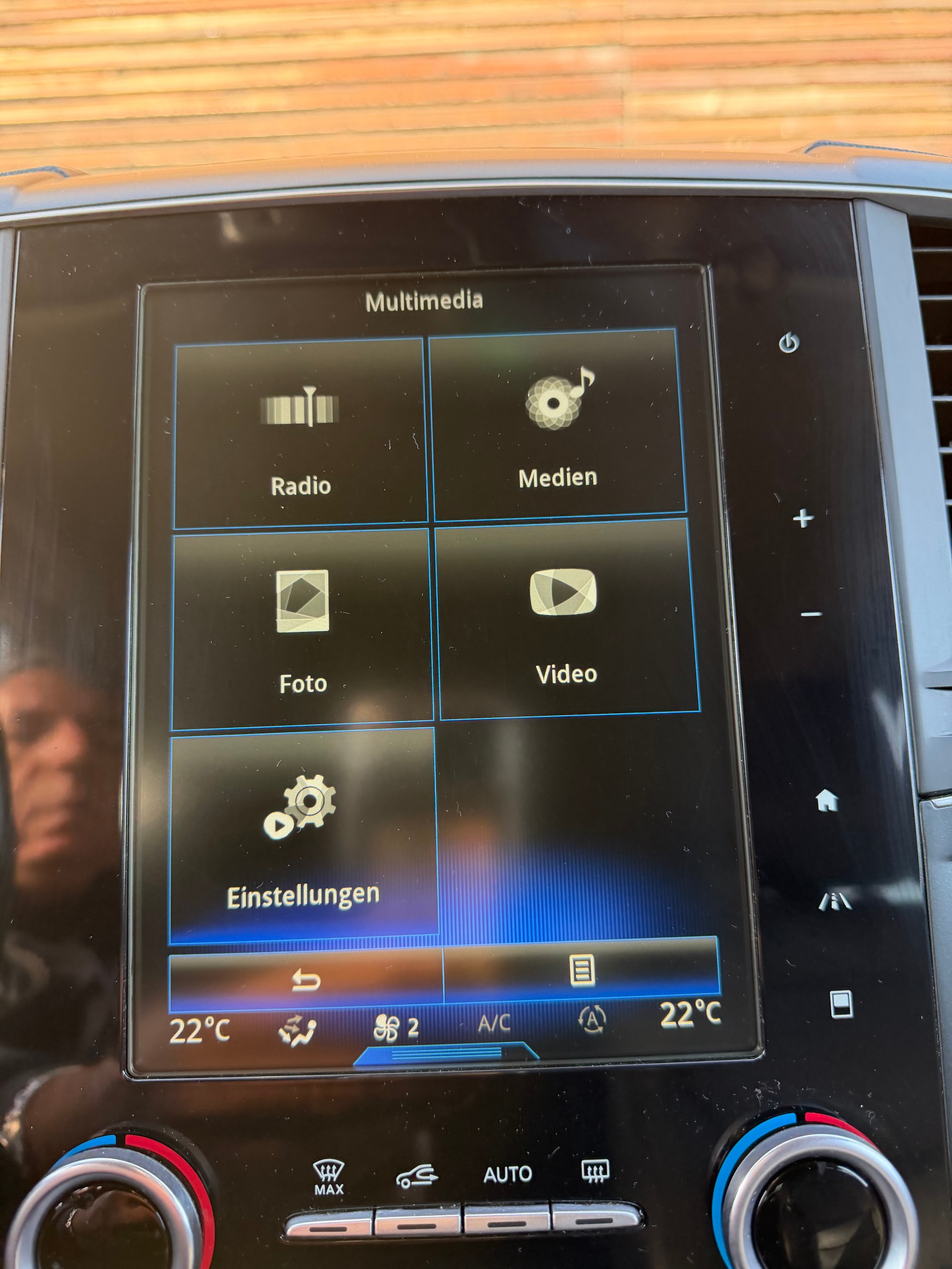 RENAULT Koleos 2.0 dCi Intens 4x4 Xtronic CVT-image-14
