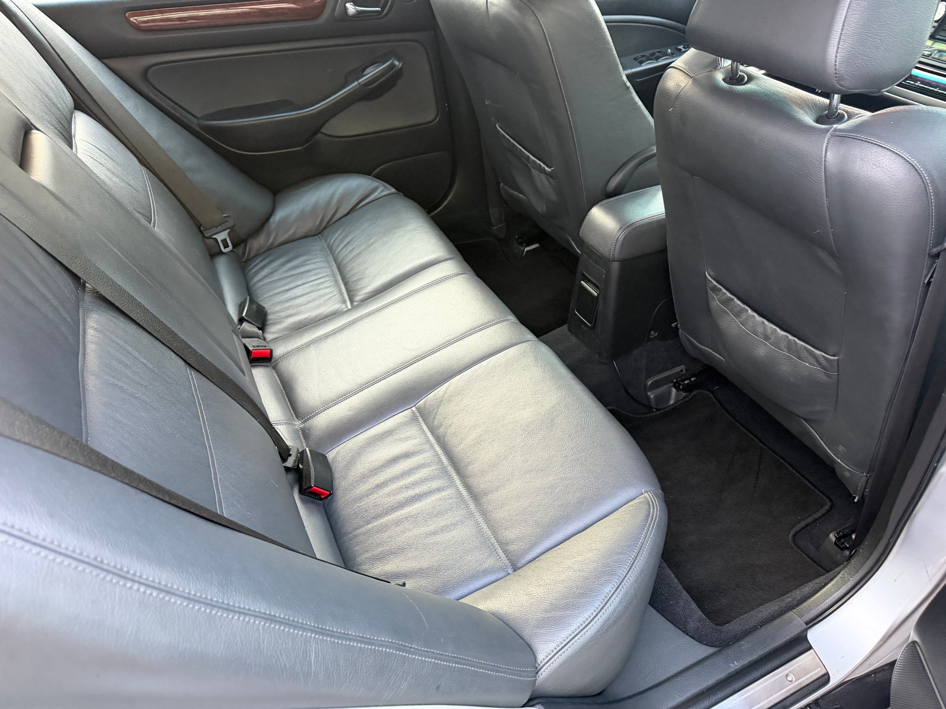 HONDA Accord 2.3i ES-image-13