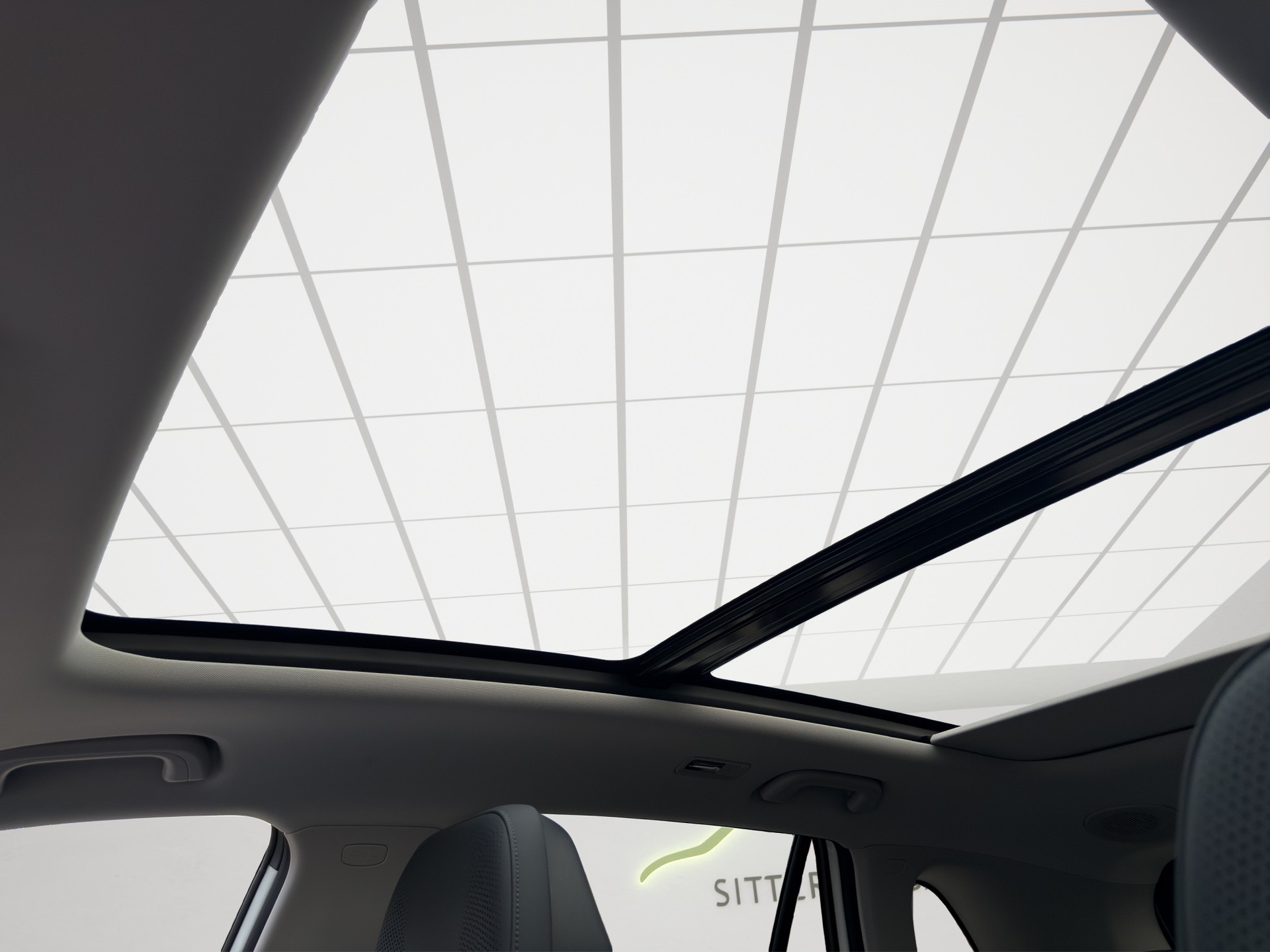 GEELY Max+ Beste Ausstattung!-image-19