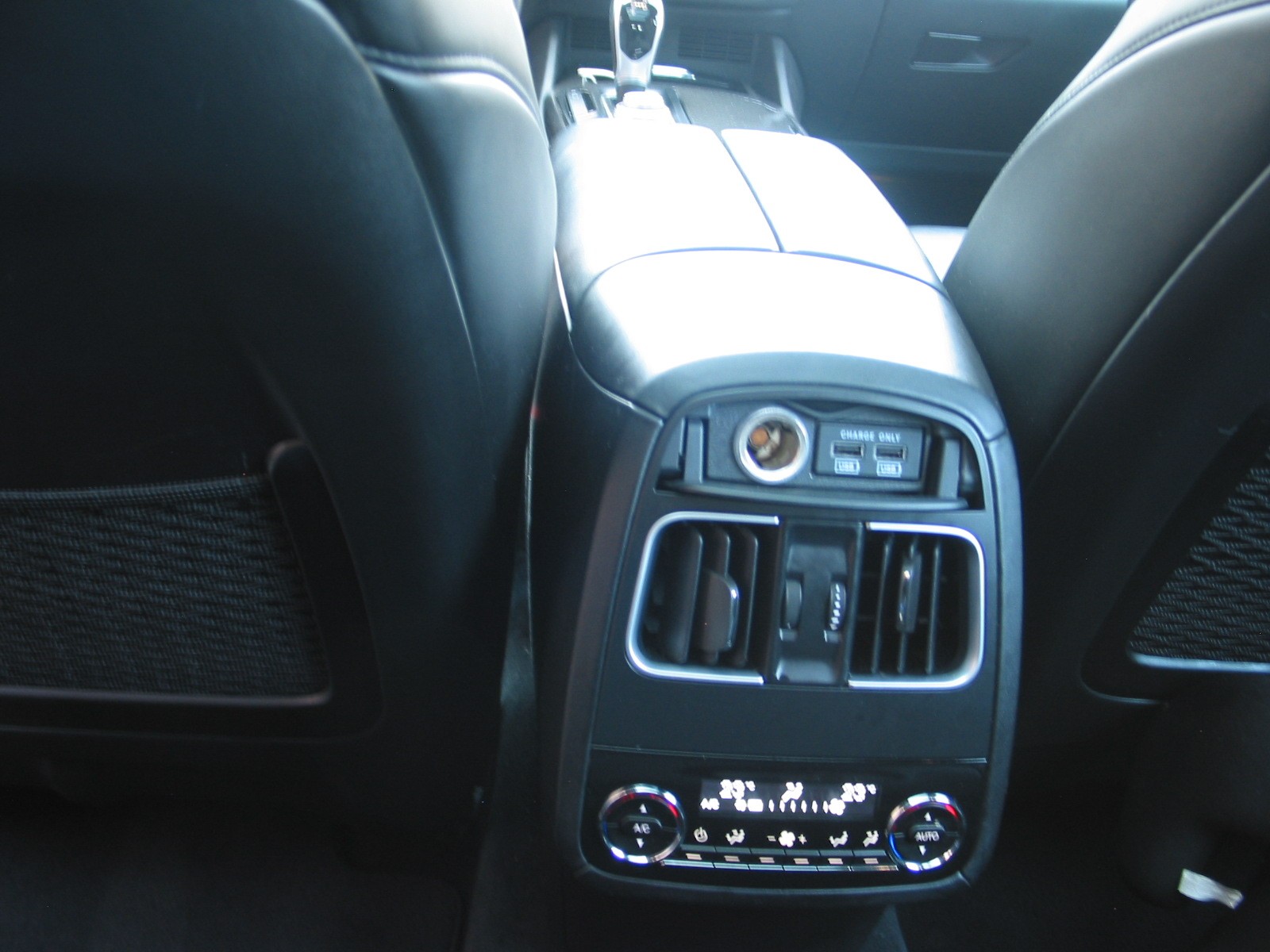 MASERATI Levante 3.0 V6 S-image-9
