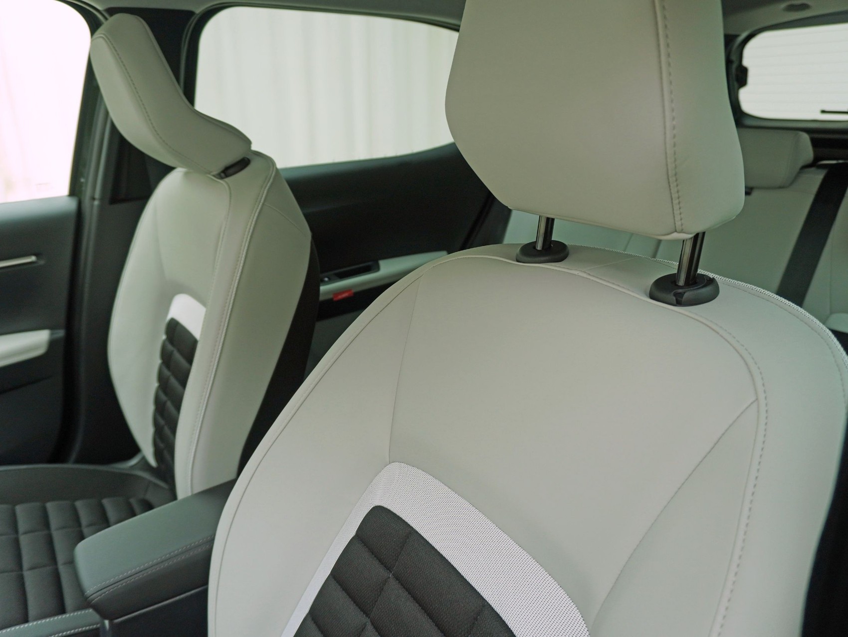 CITROEN C3 Aircross 1.2 Hybrid Max-image-7