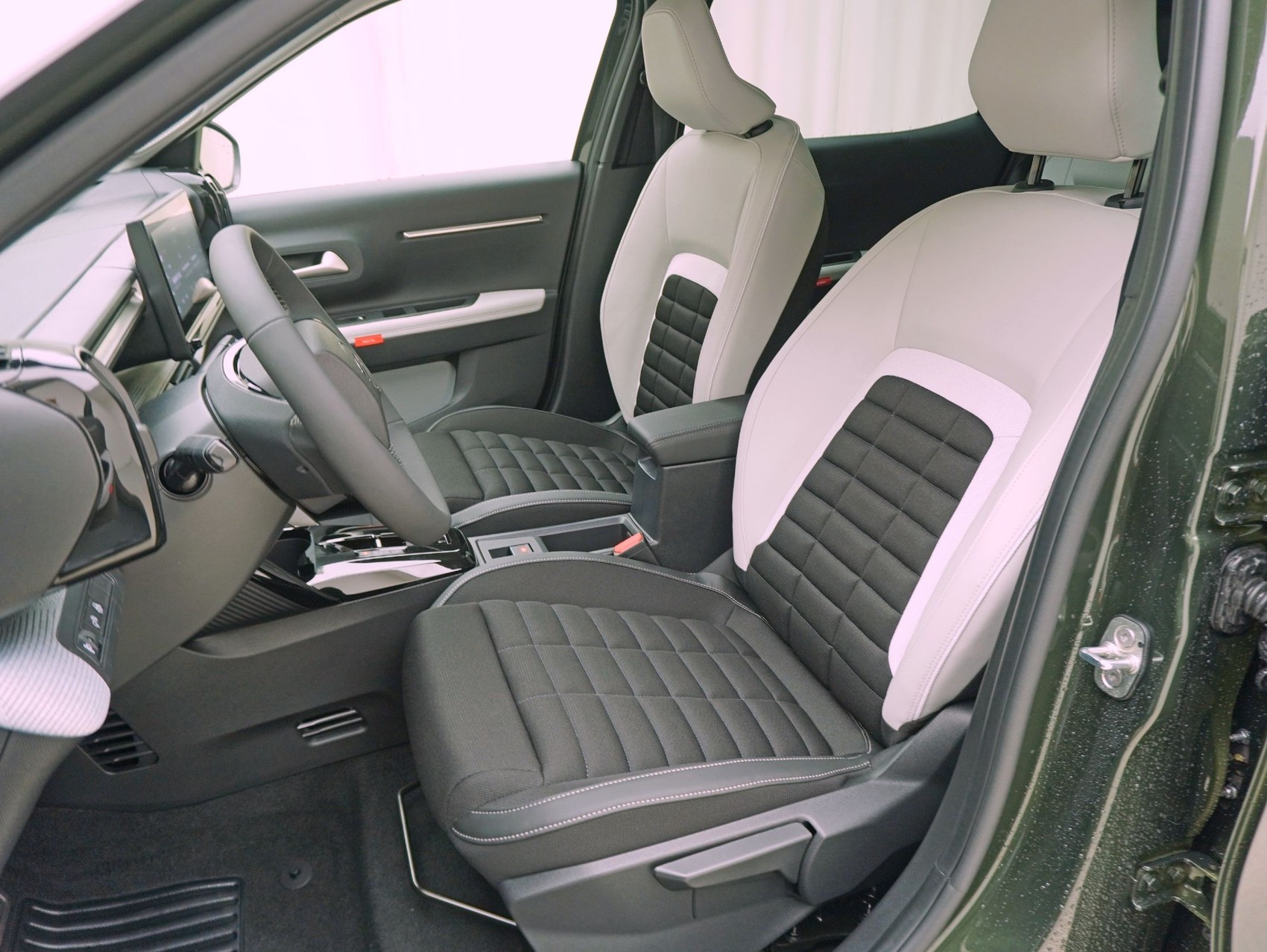 CITROEN C3 Aircross 1.2 Hybrid Max-image-6