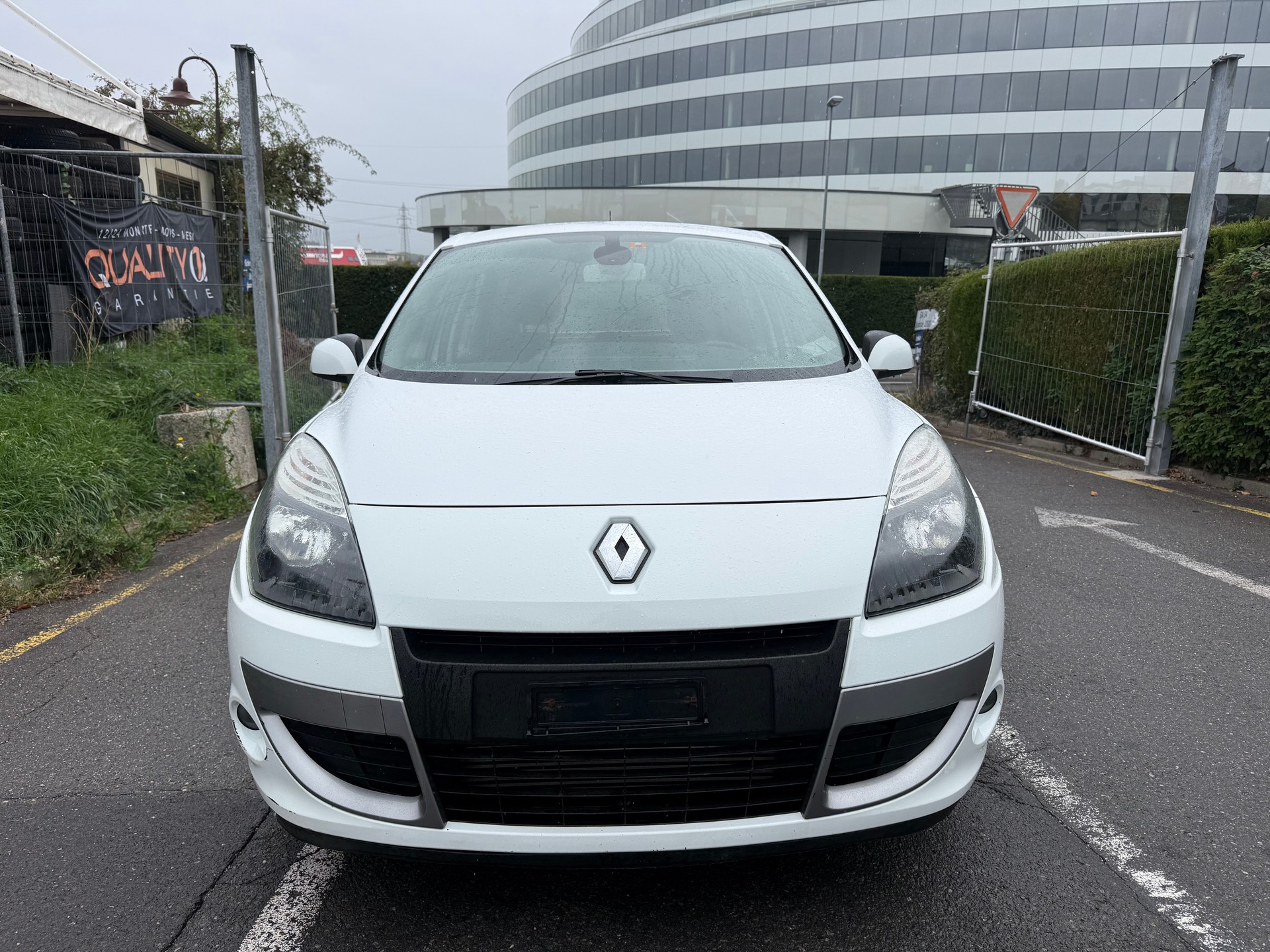 RENAULT Scénic 1.5 dCi Expression-image-1