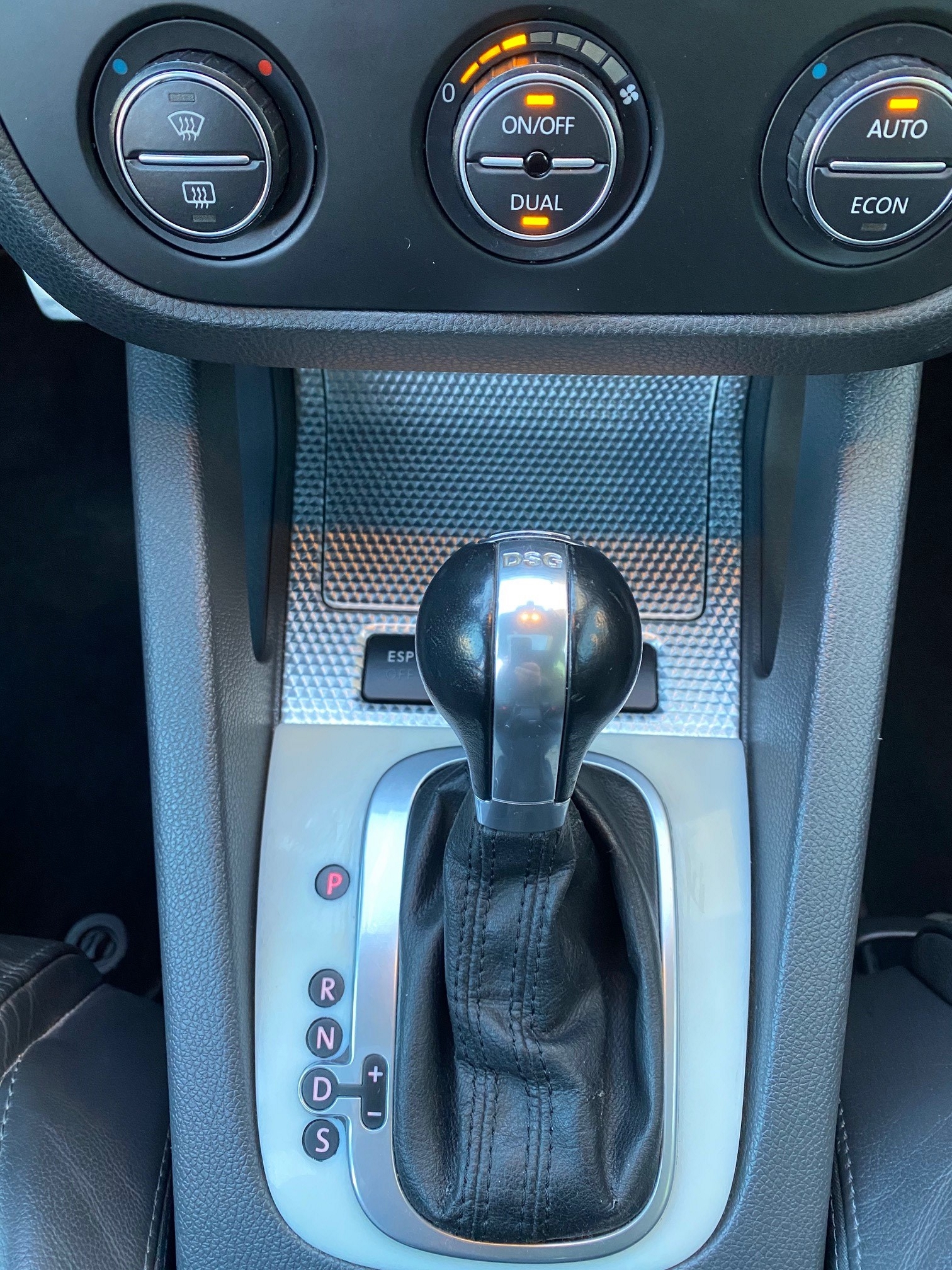 VW Golf R32 4Motion-image-13