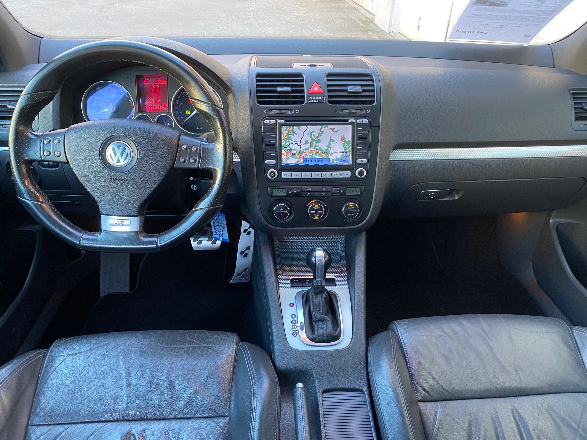 VW Golf R32 4Motion-image-8