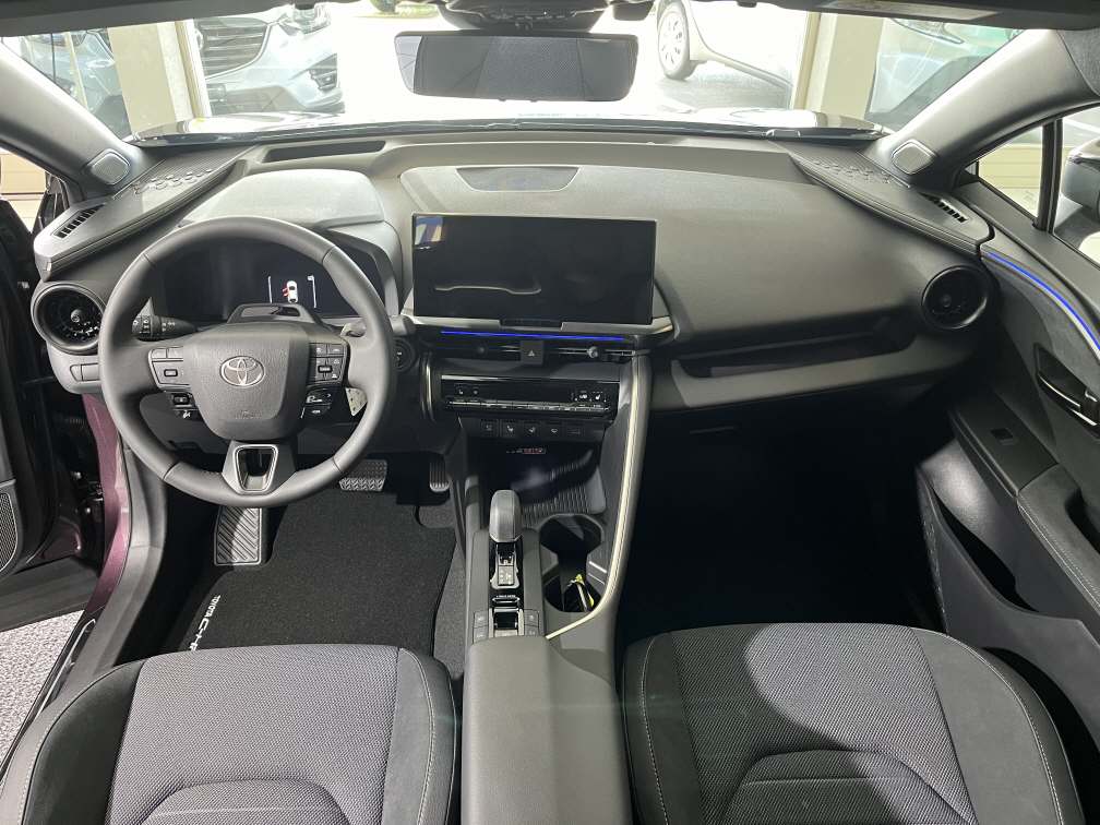 TOYOTA C-HR 2.0 PHEV Style-image-5