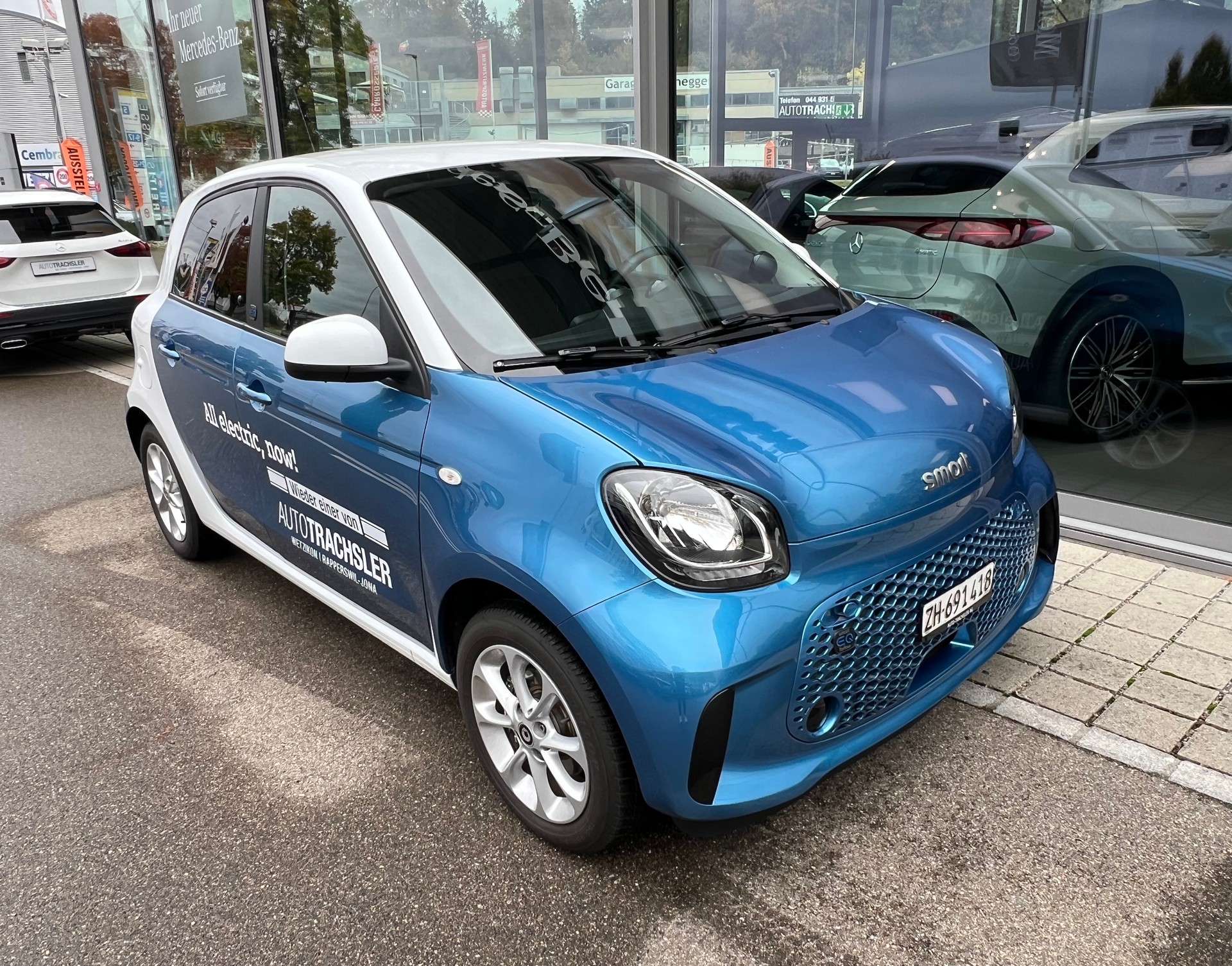 SMART forfour EQ-image-1