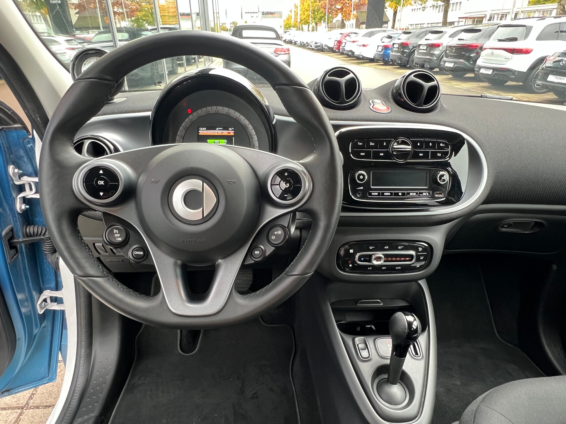 SMART forfour EQ-image-7