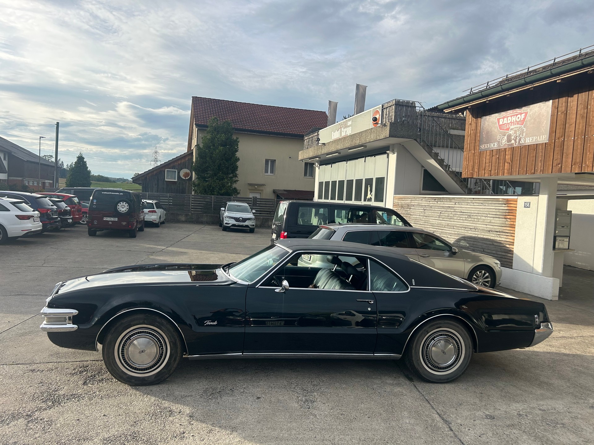 OLDSMOBILE TORONADO-image-2