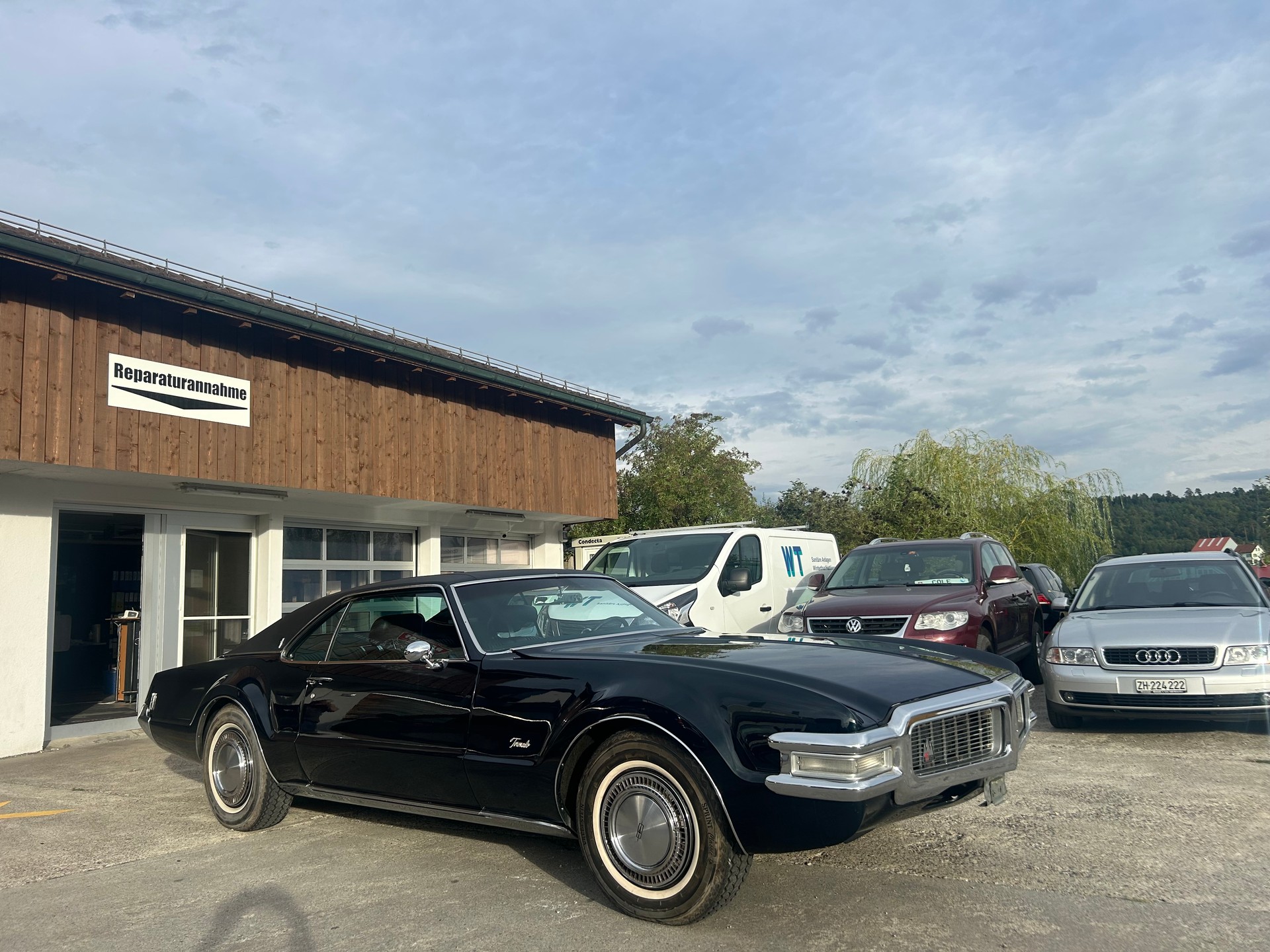 OLDSMOBILE TORONADO-image-6
