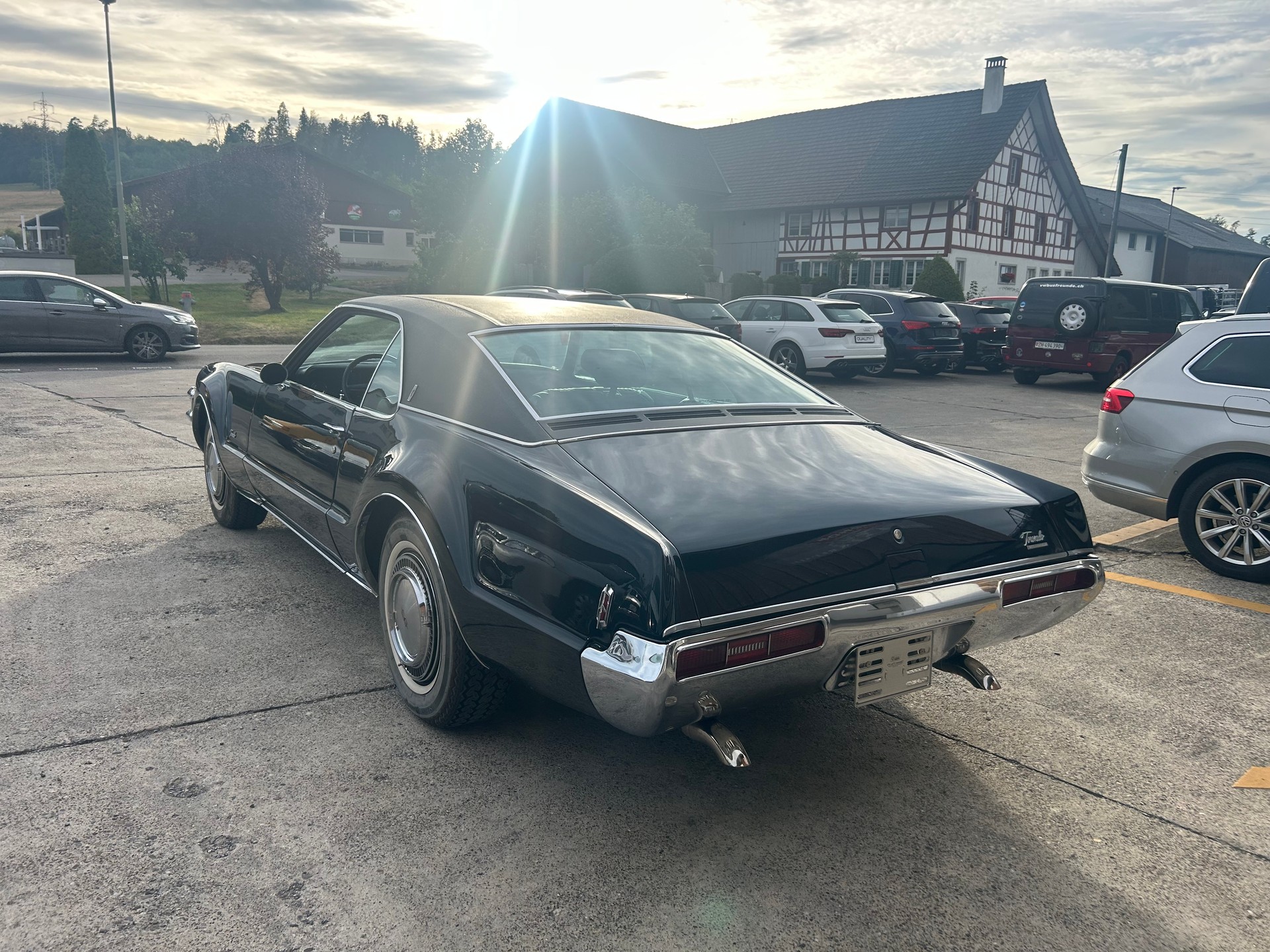 OLDSMOBILE TORONADO-image-3